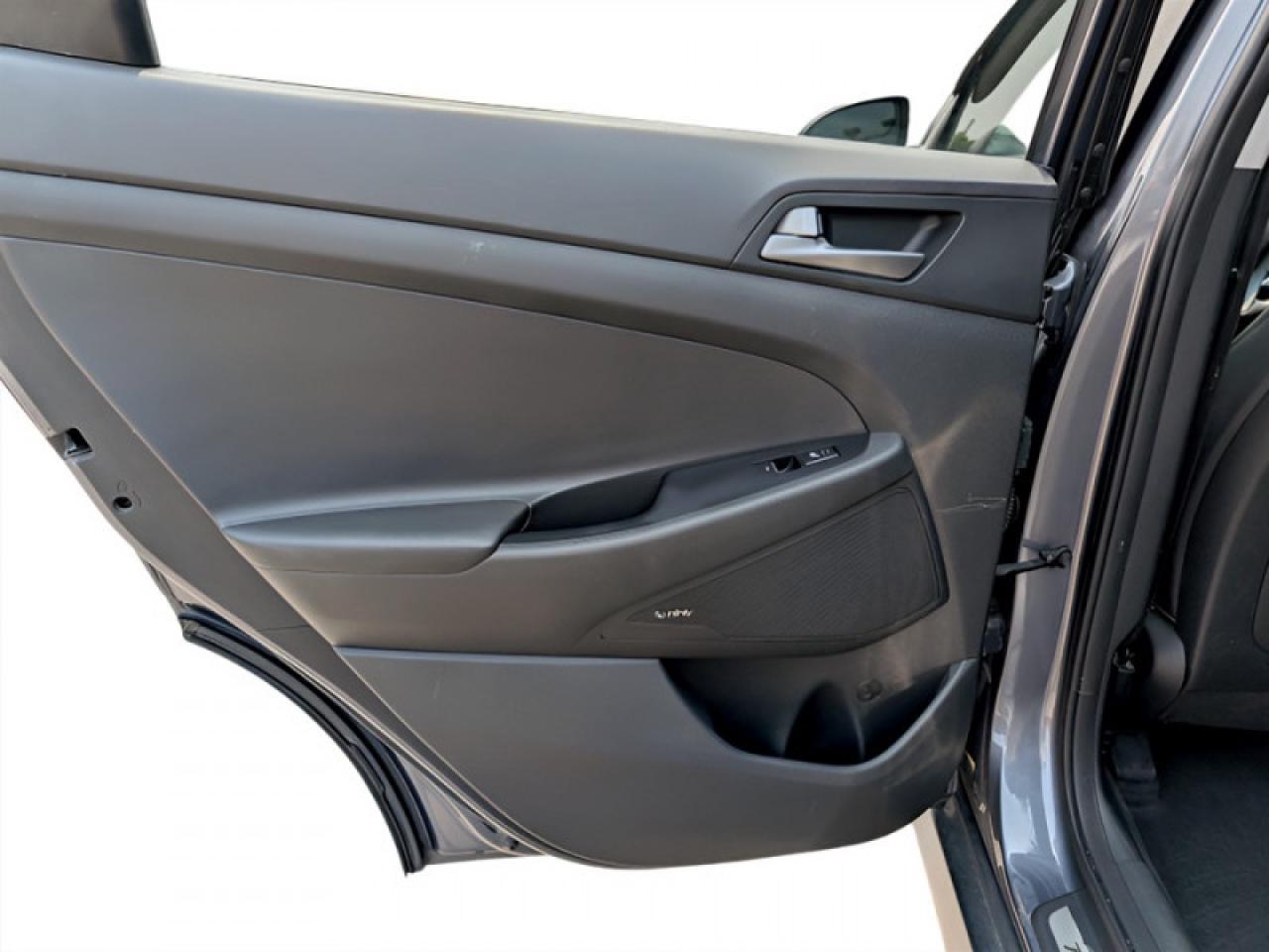 2017 Hyundai Tucson Ultimate  **PANO ROOF - PWR GATE** Photo