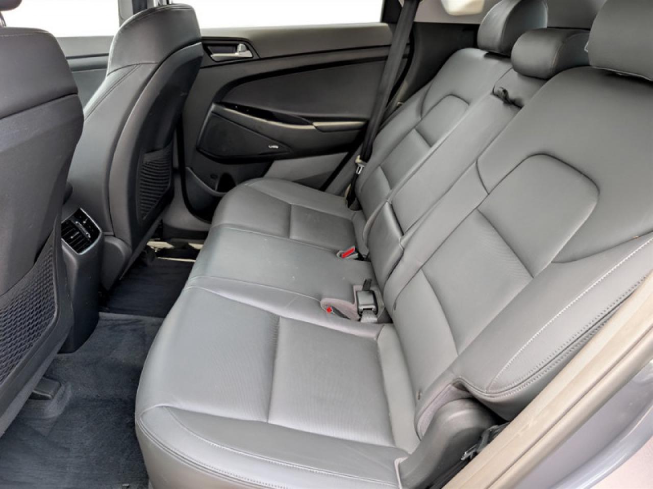 2017 Hyundai Tucson Ultimate  **PANO ROOF - PWR GATE** Photo