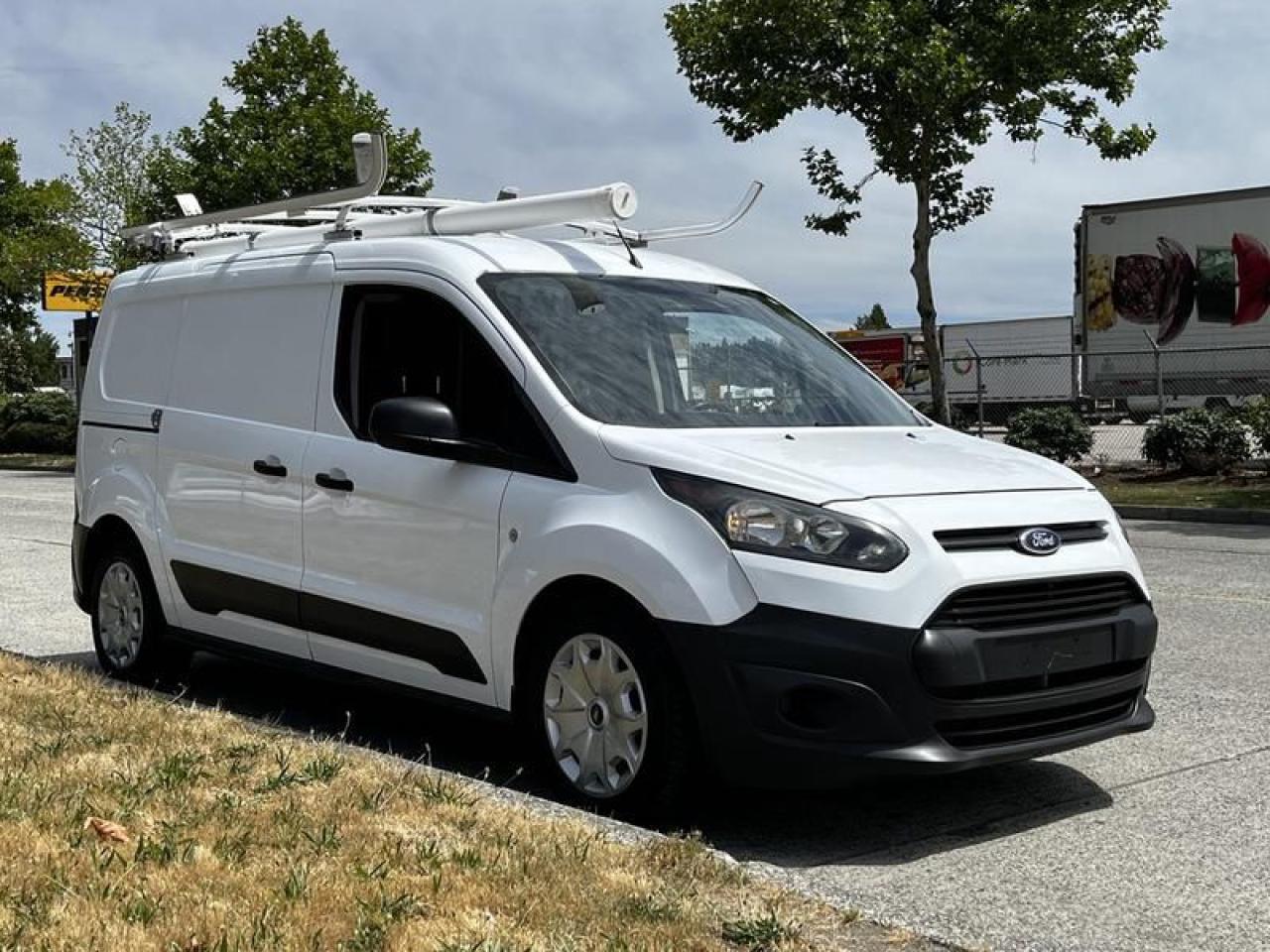 Used 2015 Ford Transit Connect Cargo Van With Rear Shelving LWB for sale in Burnaby, BC