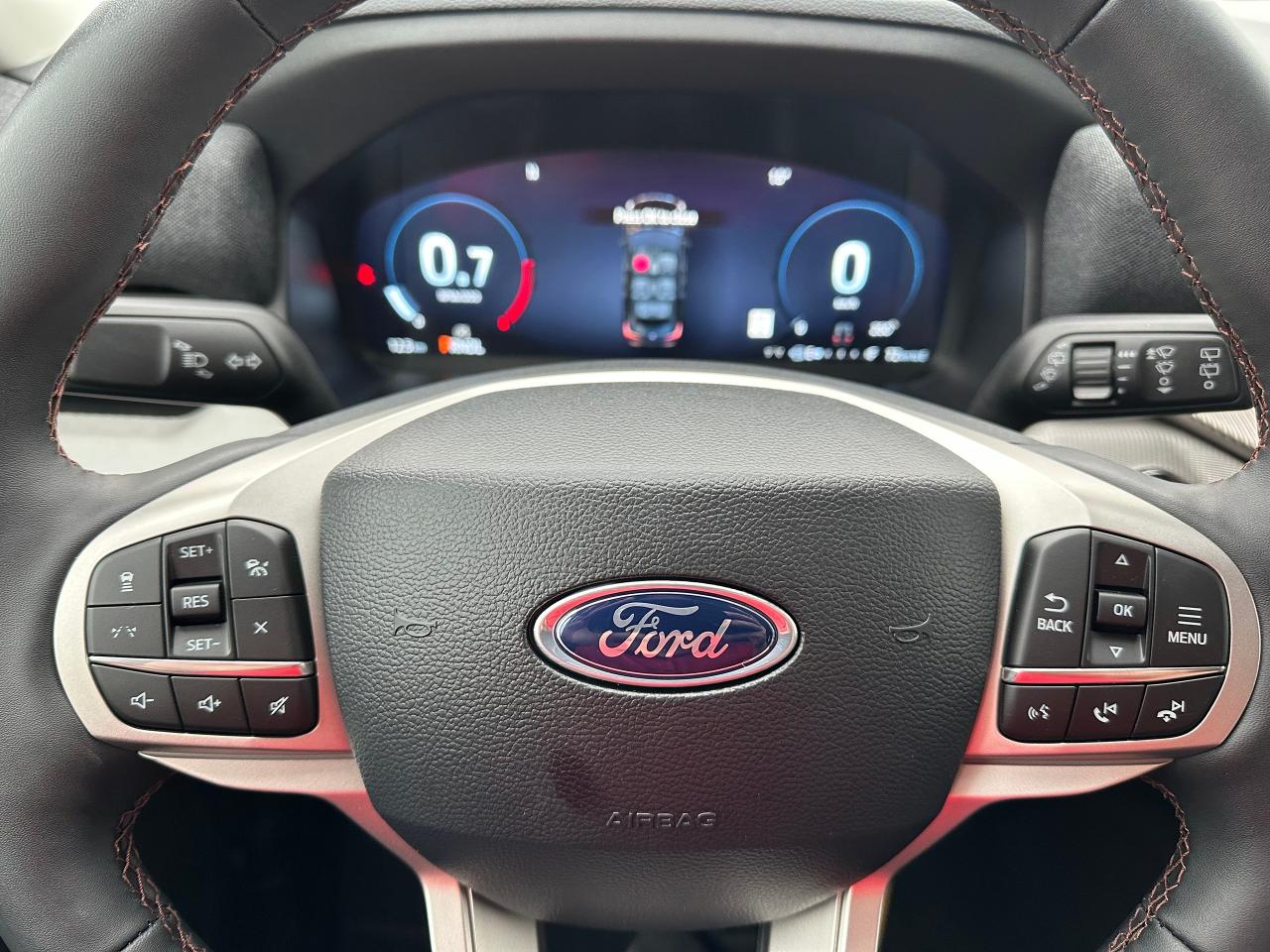 2025 Ford Explorer ACTIVE 4WD 200A Photo5