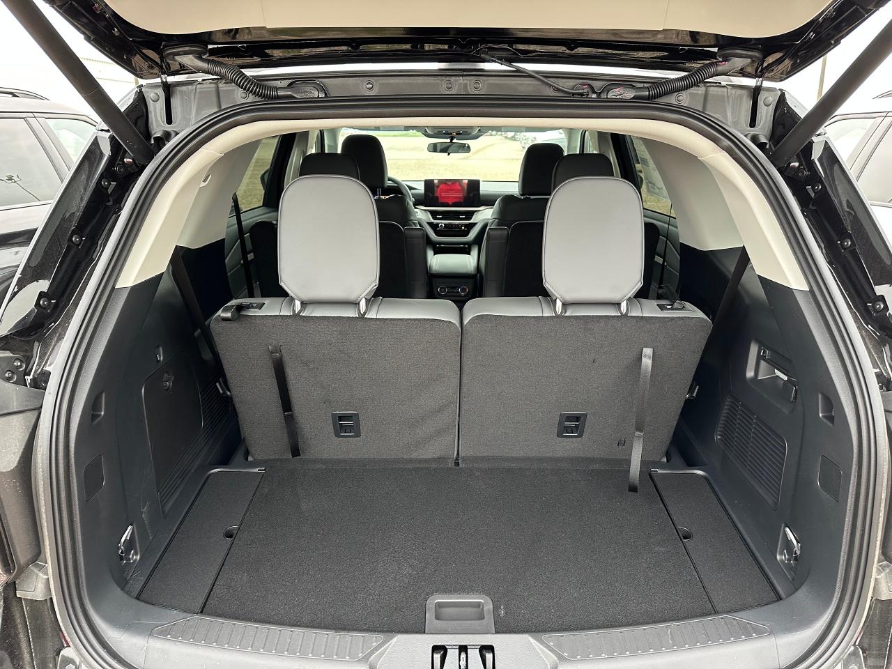 2025 Ford Explorer ACTIVE 4WD 200A Photo3
