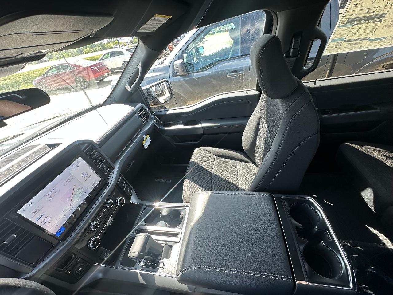 2025 Ford F-150 XLT 4WD SuperCrew 5.5' Box 301A Photo5