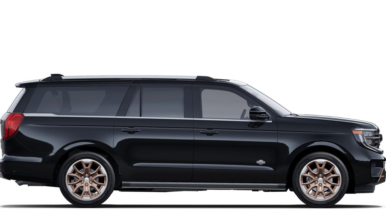 2025 Ford Expedition King Ranch Max Photo4