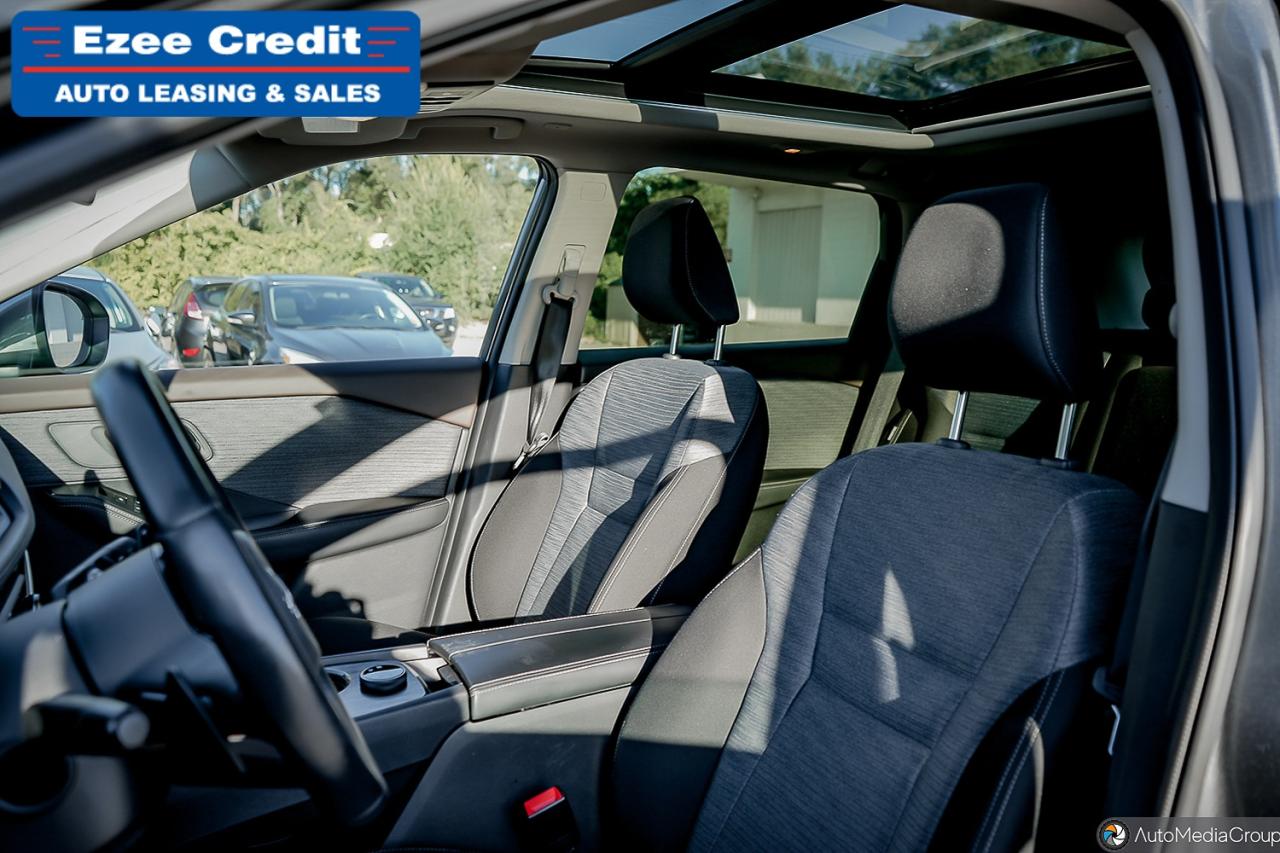 2023 Nissan Rogue SV Photo40