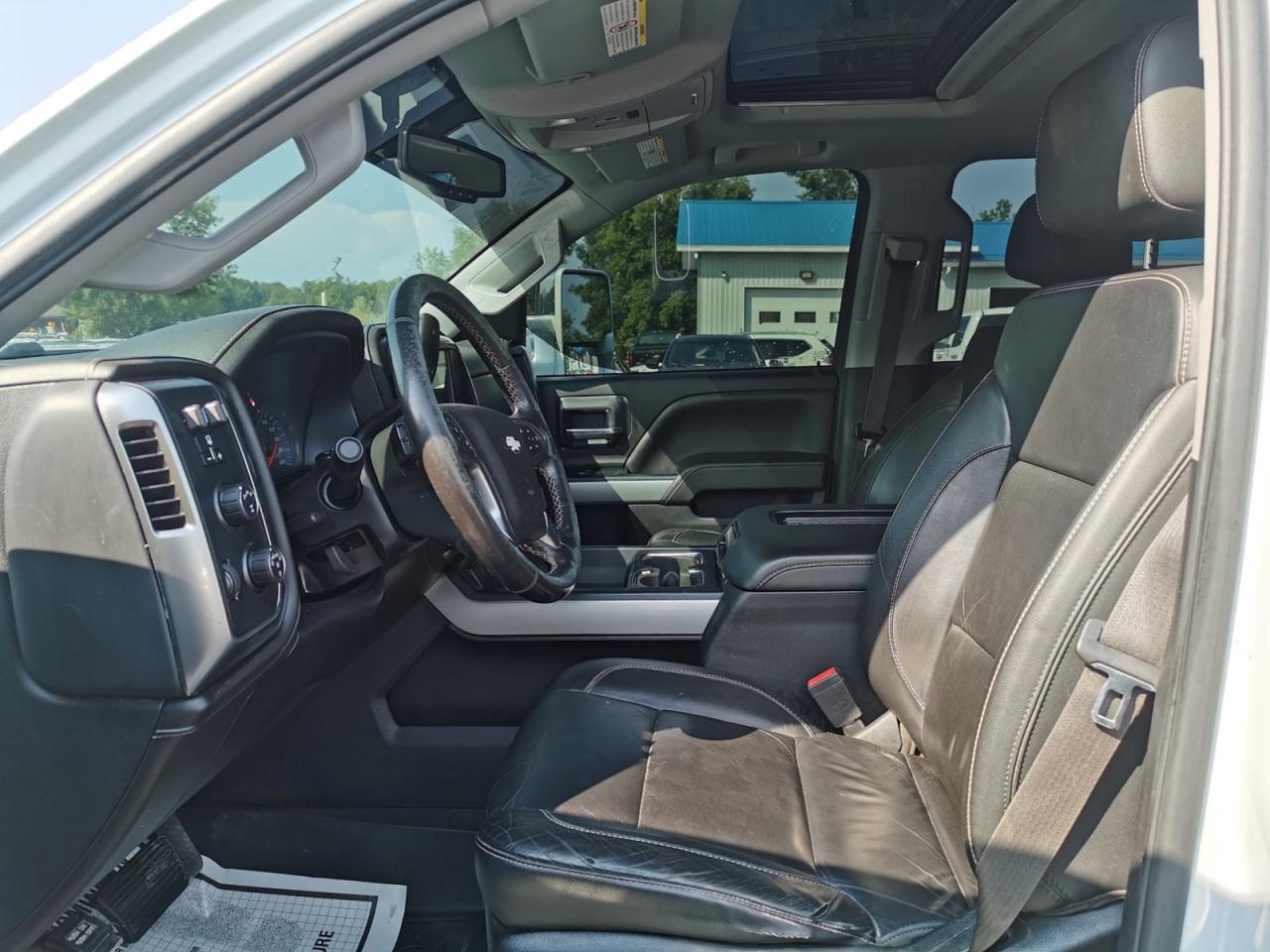 2019 Chevrolet Silverado 2500 HD LTZ - Photo #11