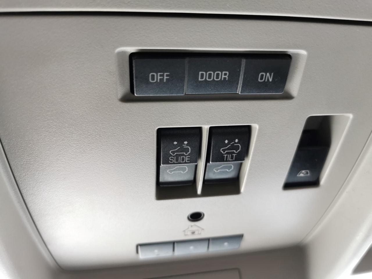 12716352