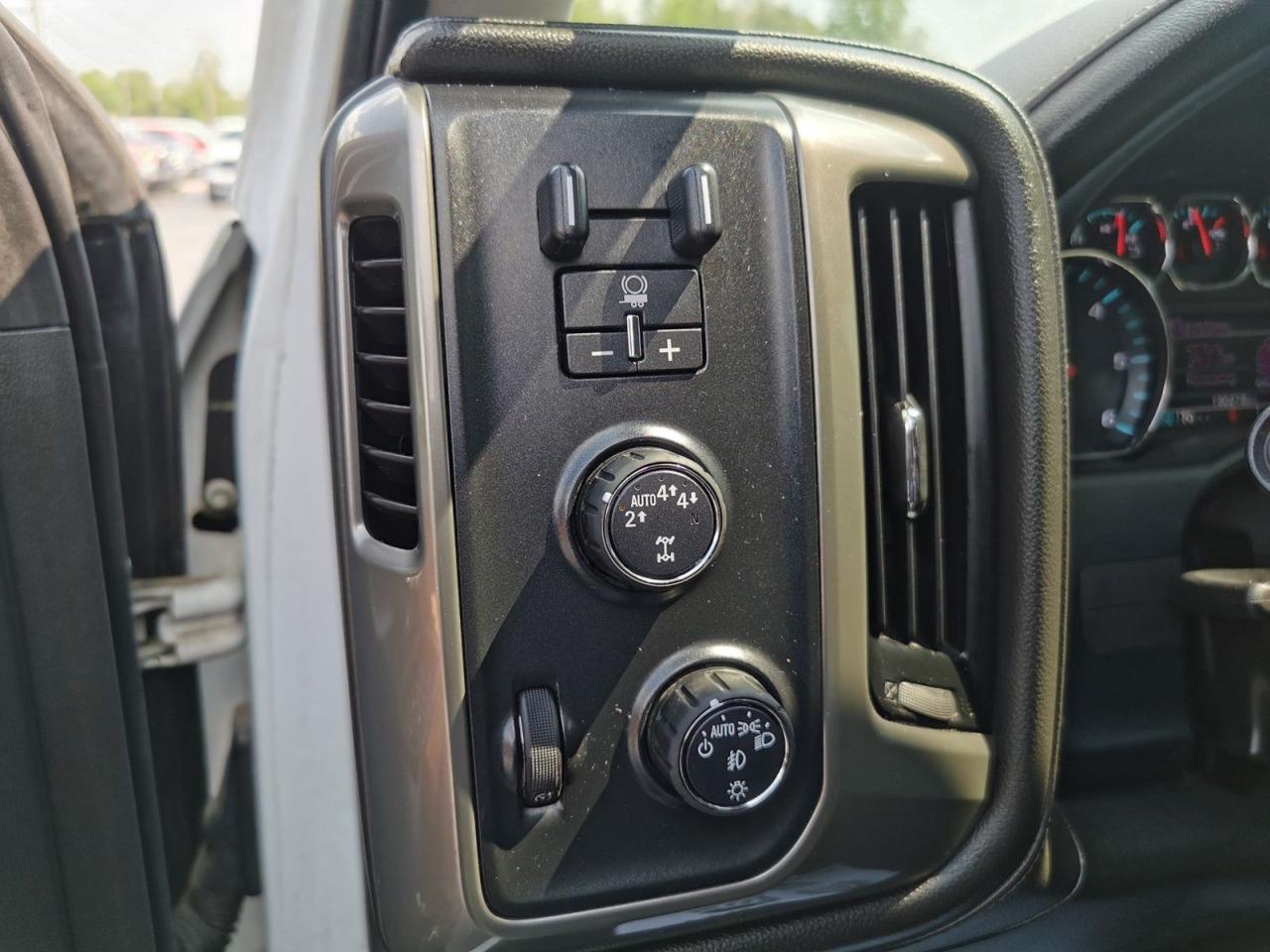 2017 Chevrolet Silverado 1500 High Country - Photo #22