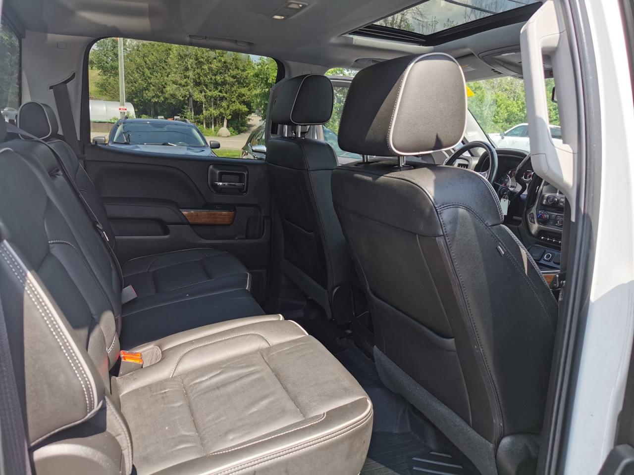 2017 Chevrolet Silverado 1500 High Country - Photo #16