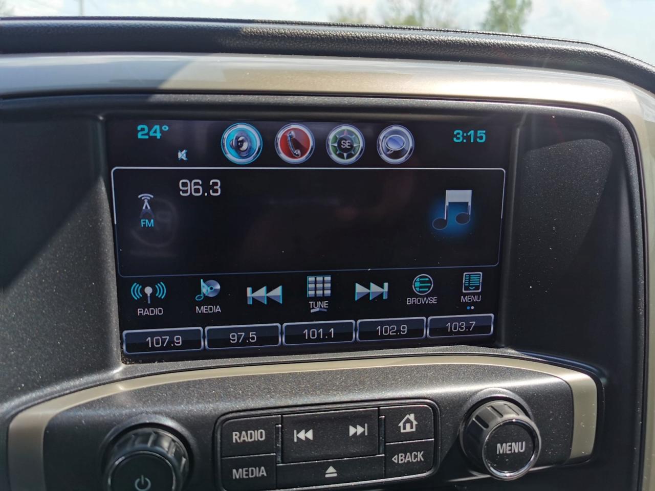 2017 Chevrolet Silverado 1500 High Country - Photo #24