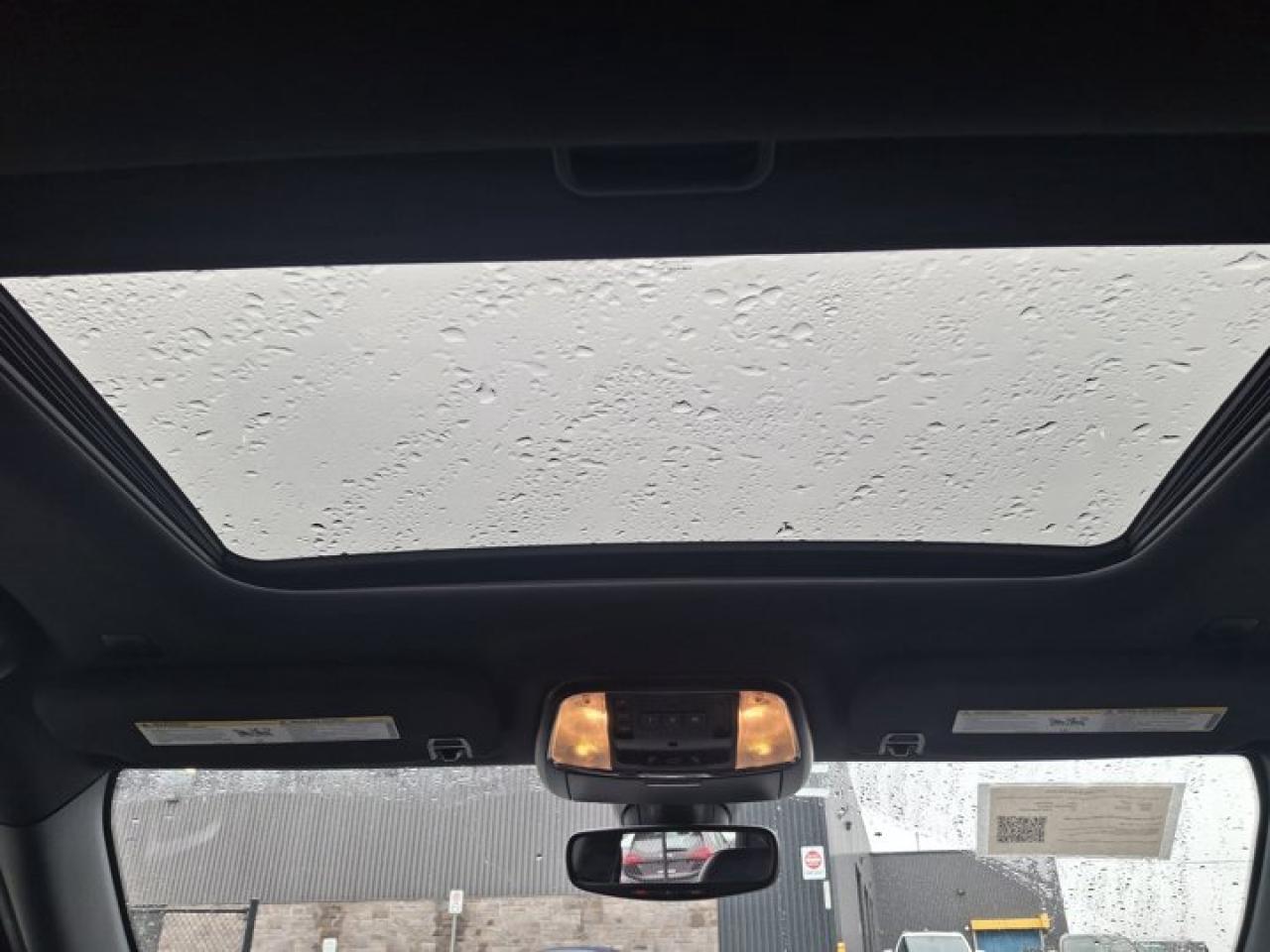 2021 Jeep Grand Cherokee Limited 4x4 | Leather | Navi | Sunroof | Heated Seats + Steering | Power Liftgate | and More ! Photo