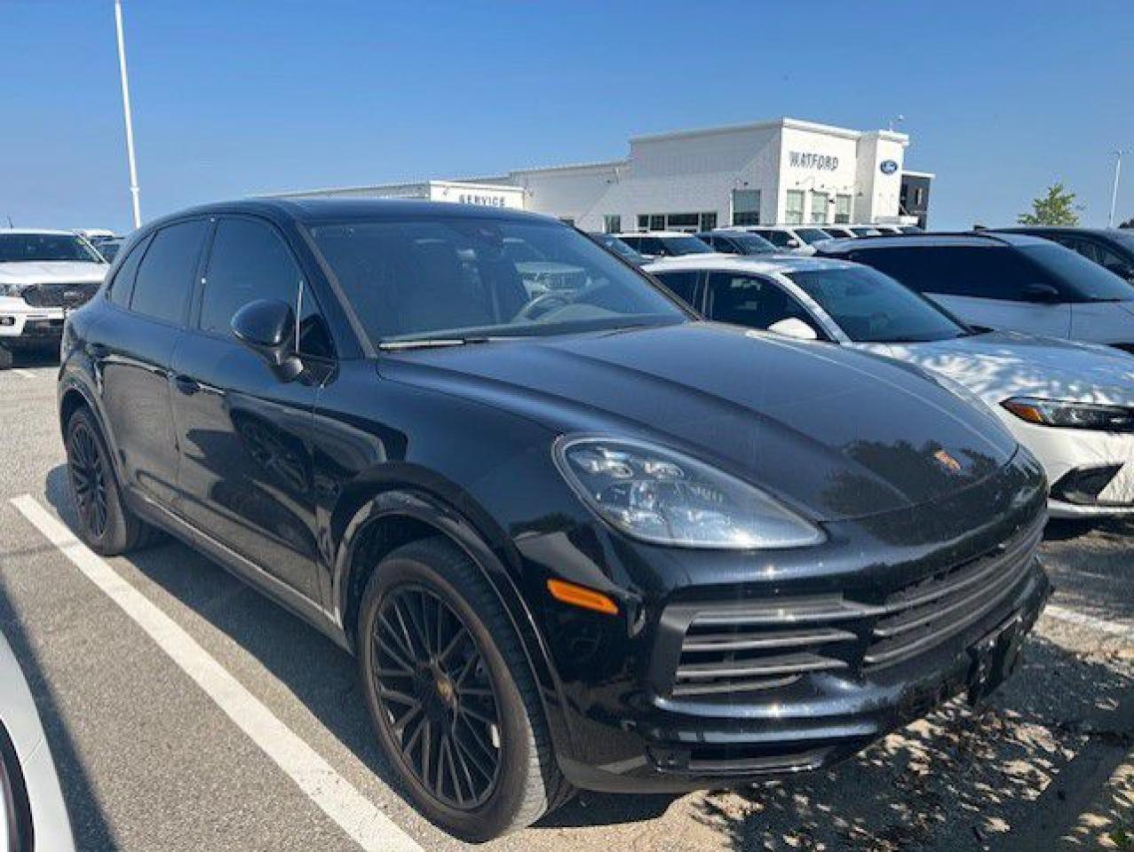 Used 2022 Porsche Cayenne Platinum Edition AWD for sale in Watford, ON