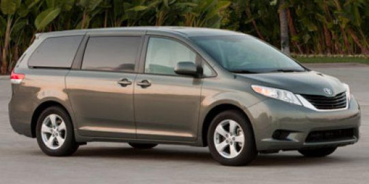 Used 2012 Toyota Sienna LE for sale in Regina, SK