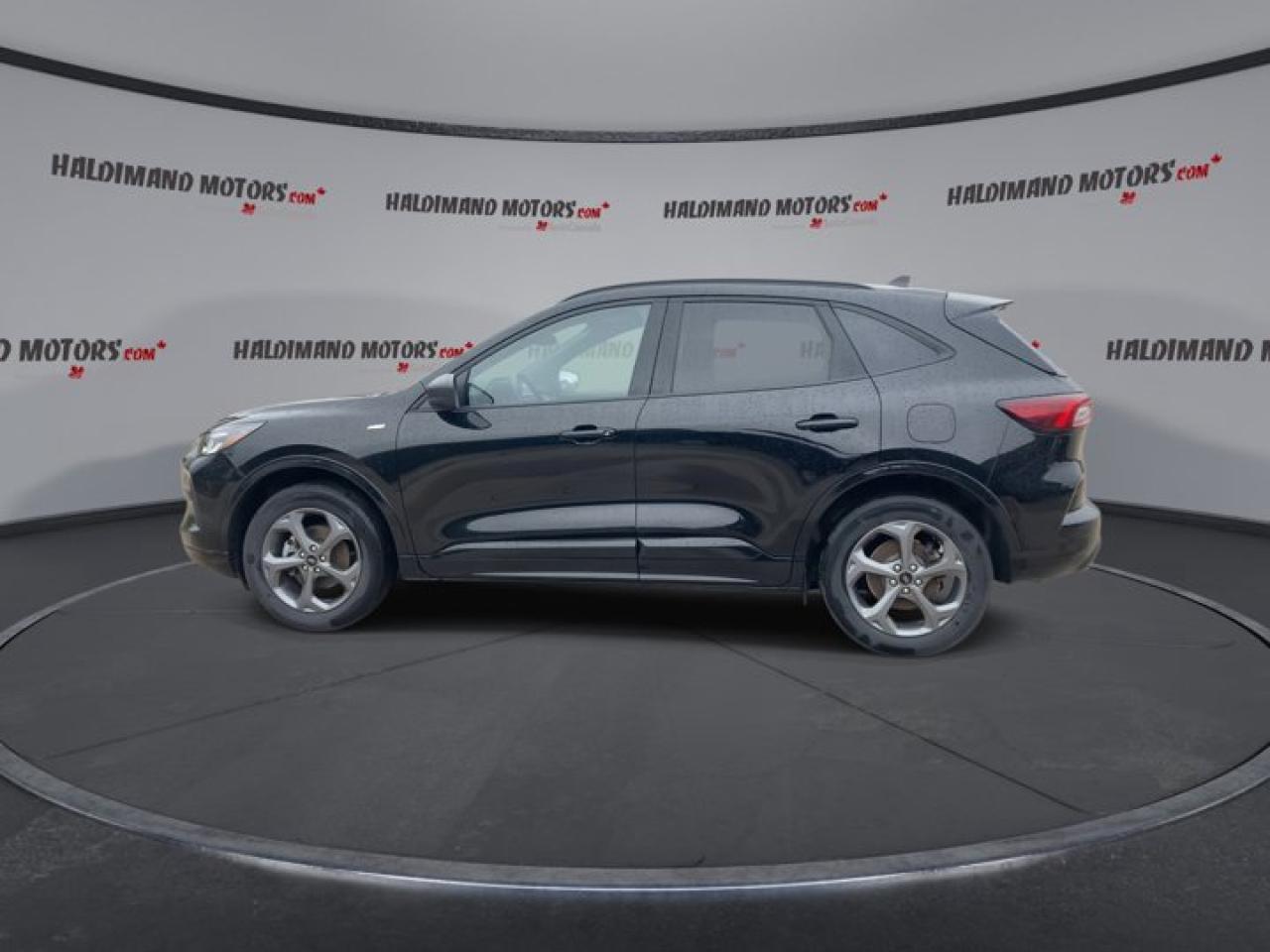 2024 Ford Escape ST-LINE HYBRID AWD Photo4