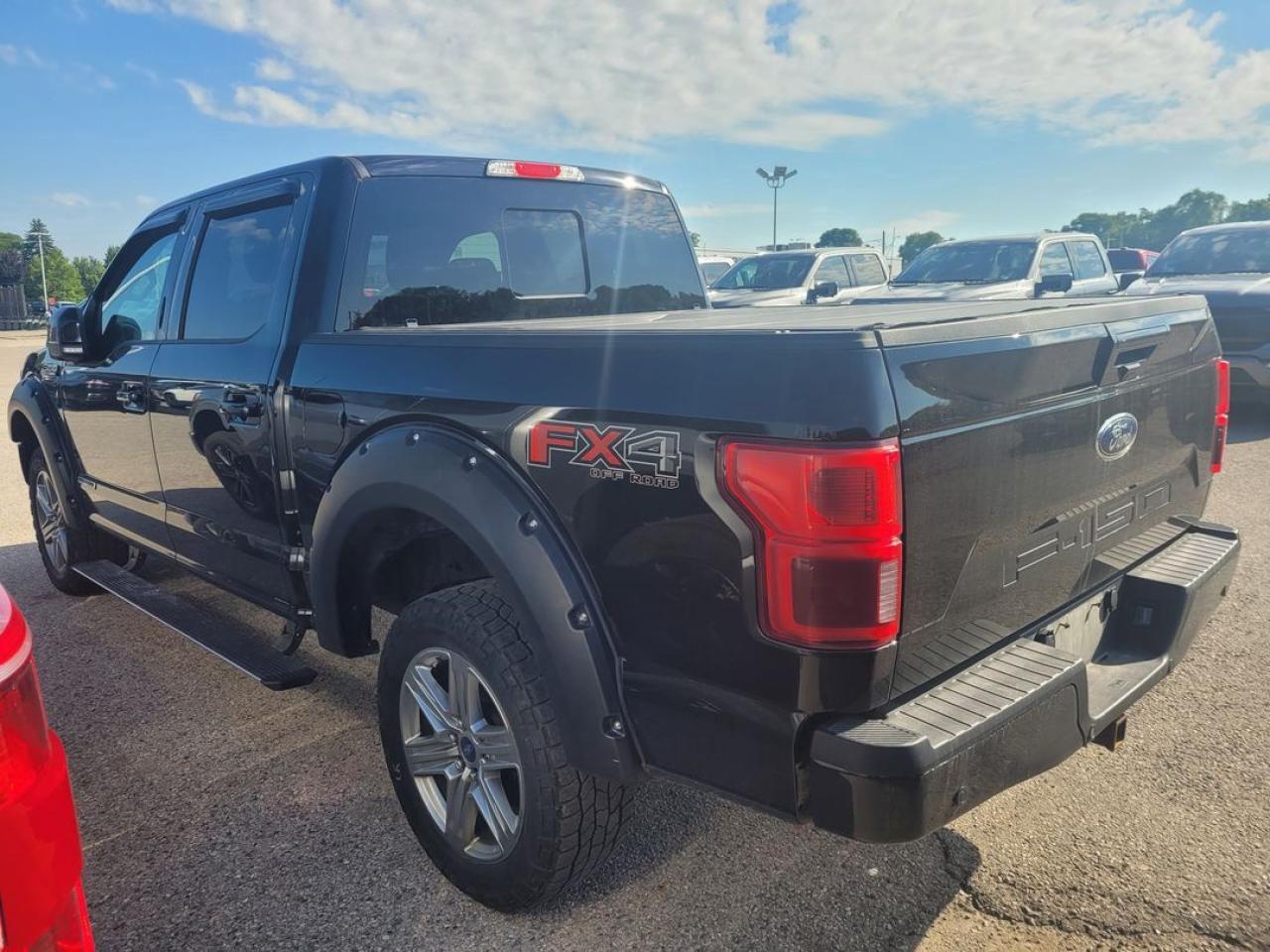 2019 Ford F-150 Lariat Photo3