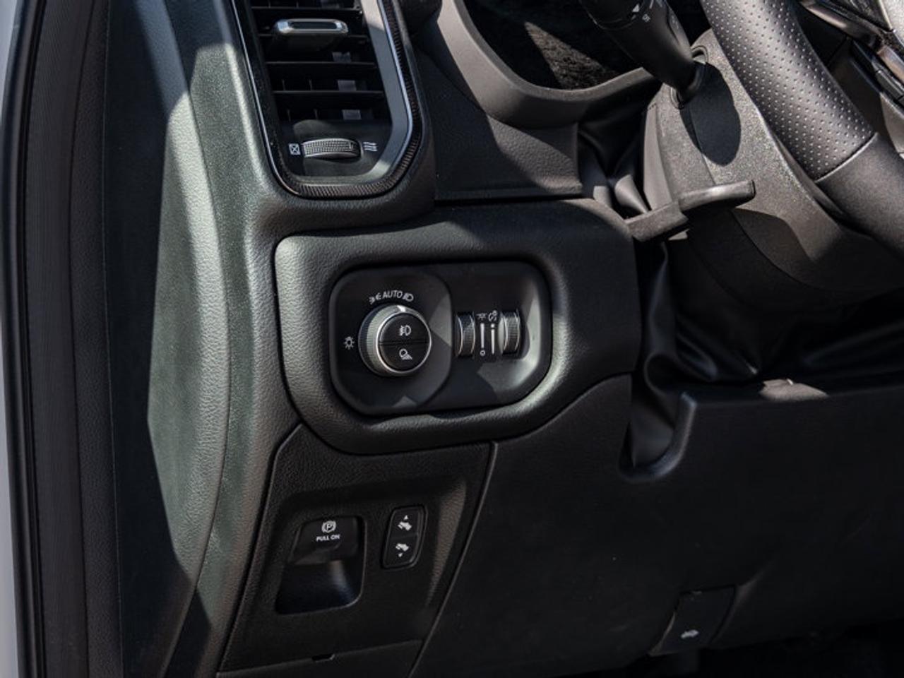 2026 RAM 1500 SPORT Photo