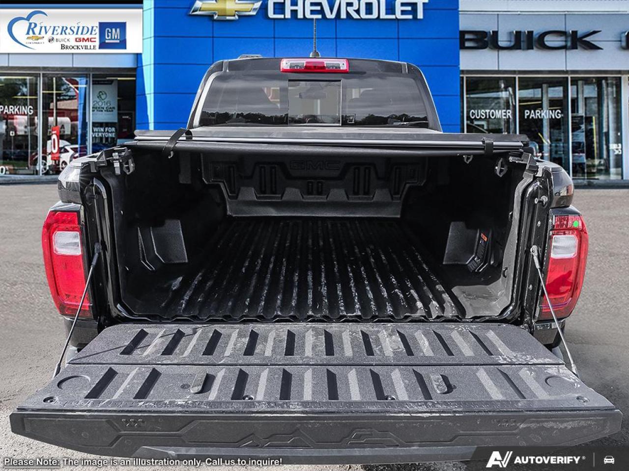 2025 GMC Canyon AT4 Photo