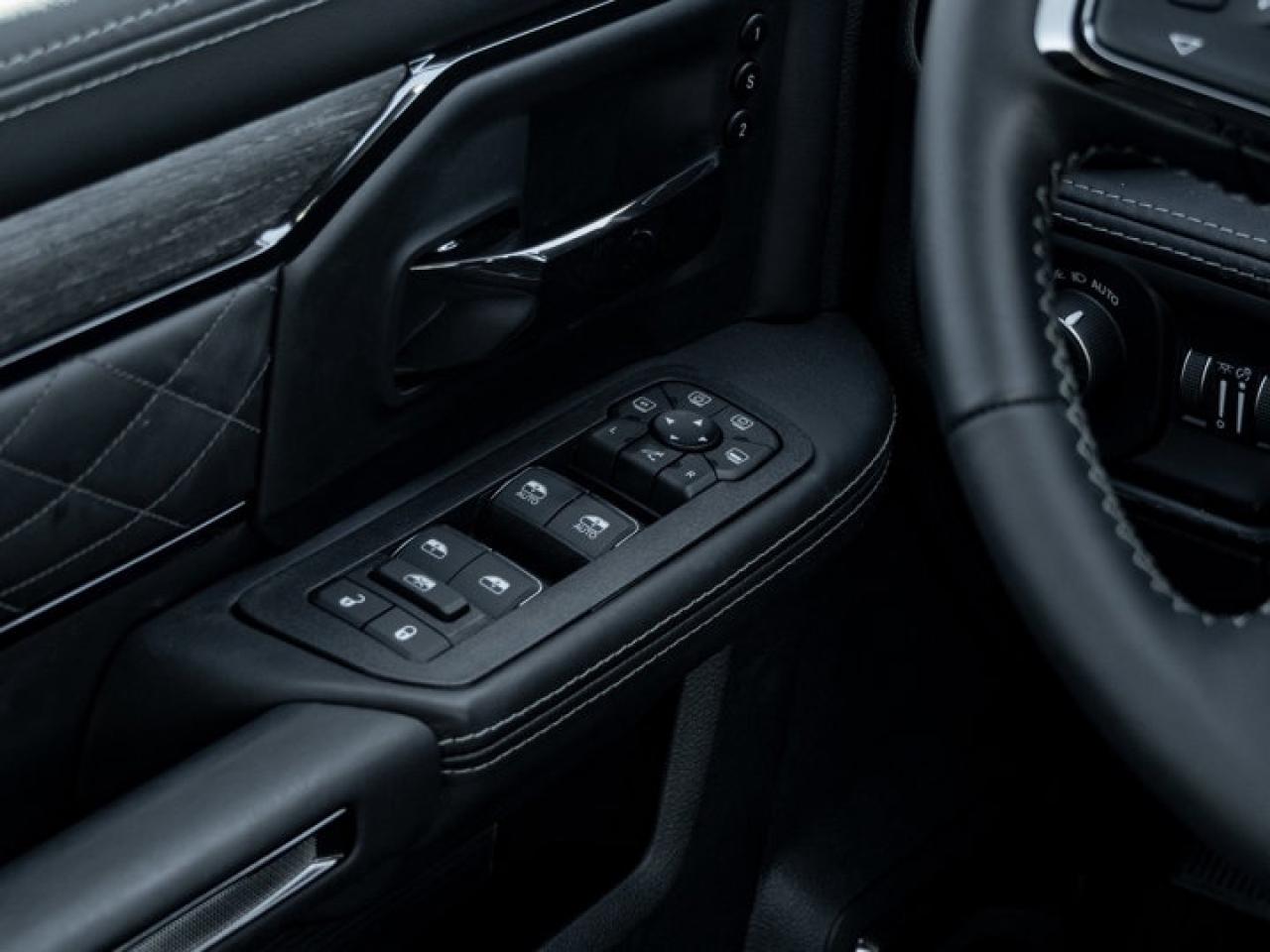 2026 RAM 3500 Limited Photo