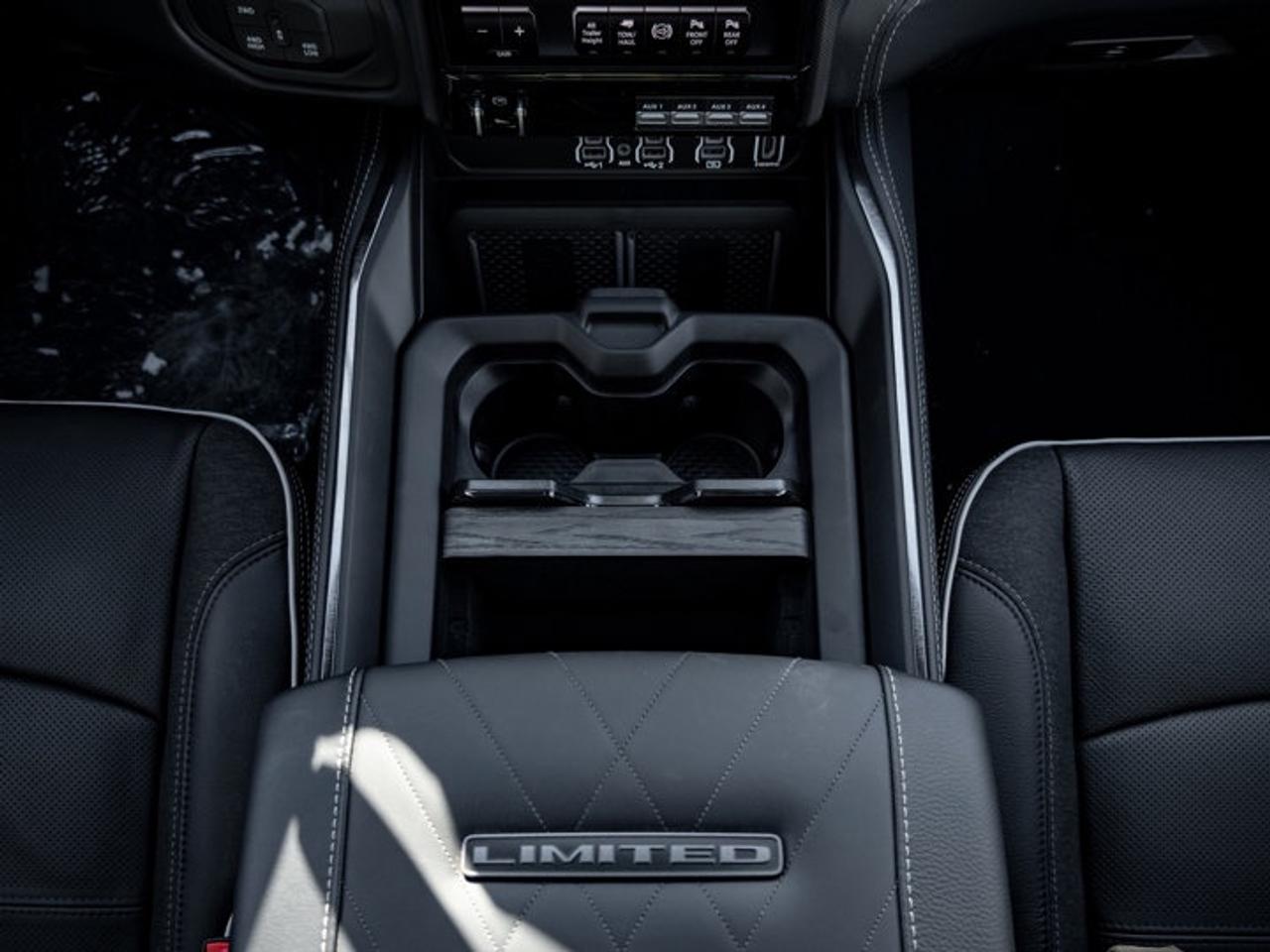 2026 RAM 3500 Limited Photo