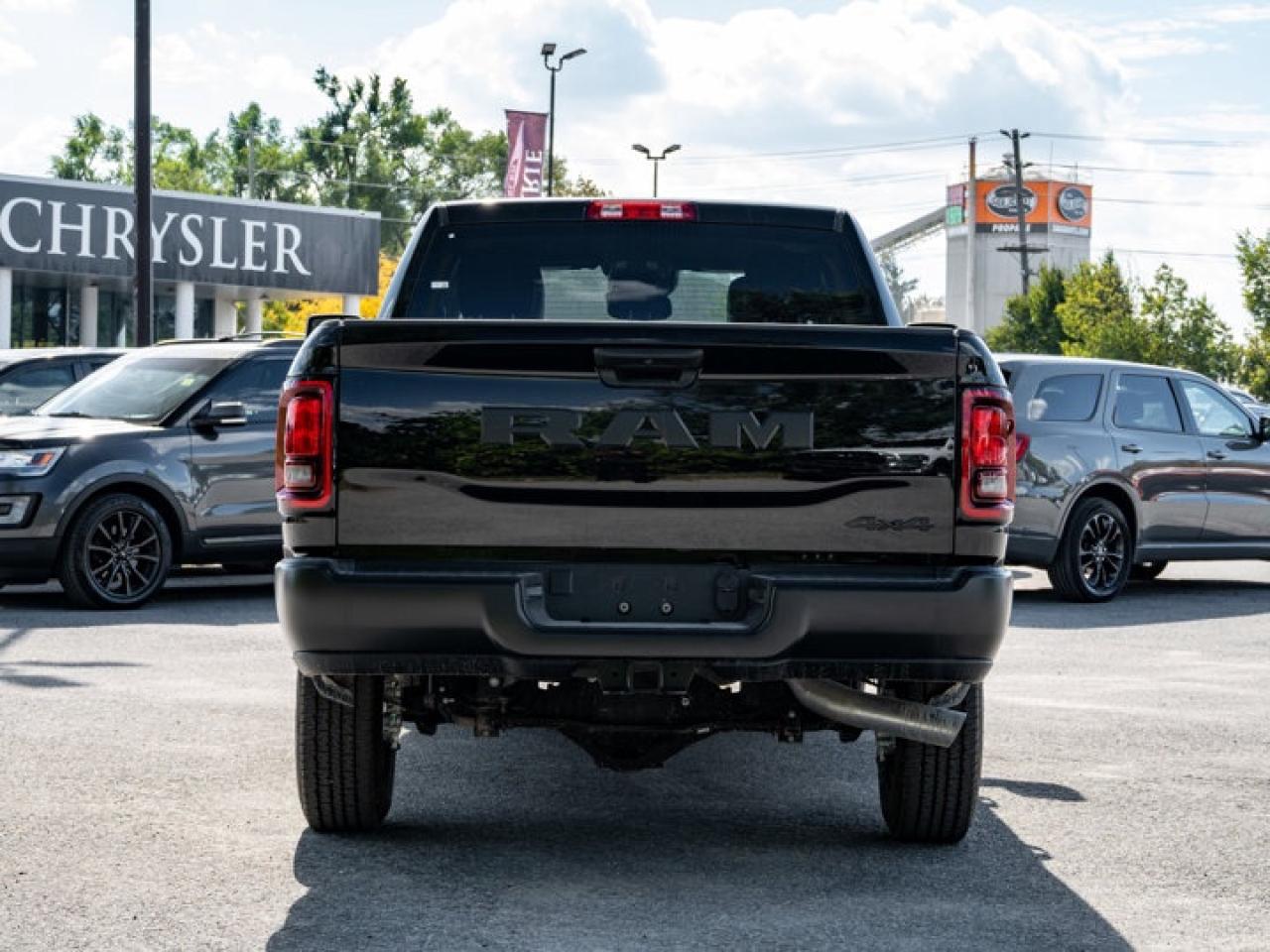 2026 RAM 2500 Tradesman Photo4