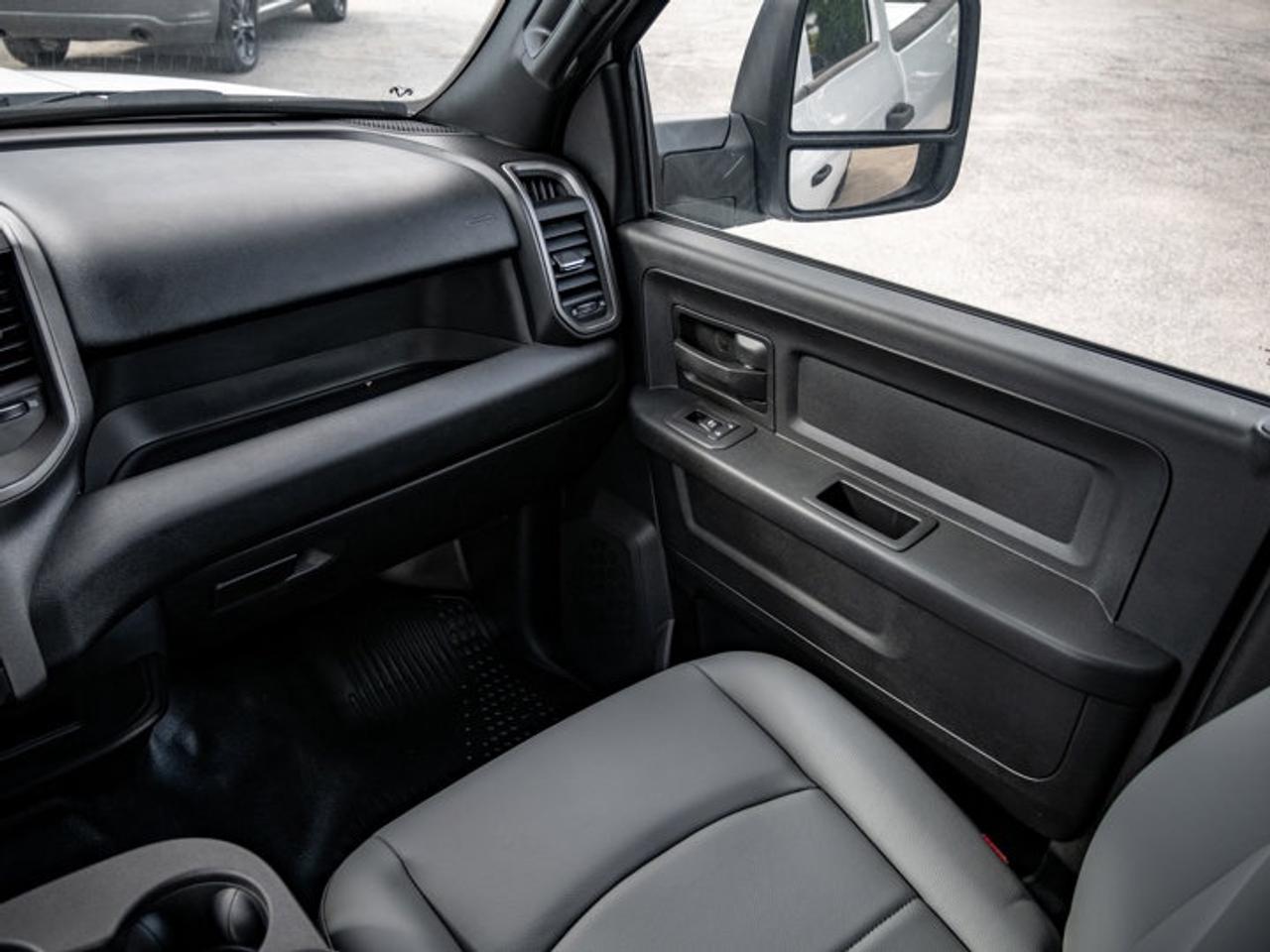 2026 RAM 2500 Tradesman Photo