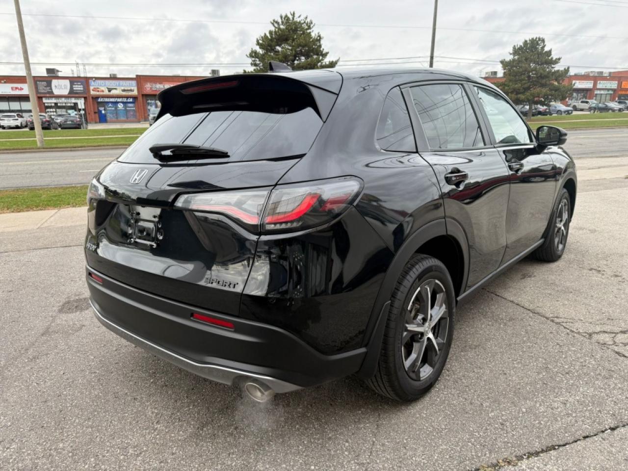 2023 Honda HR-V SPORT/ AWD/ LOW MILEAGE/ SUNROOF/ REAR CAMERA - Photo #5