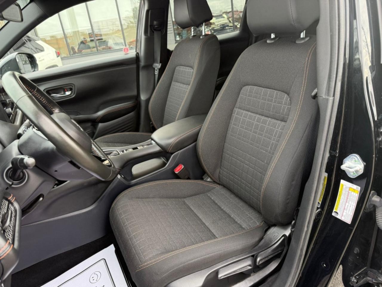 2023 Honda HR-V SPORT/ AWD/ LOW MILEAGE/ SUNROOF/ REAR CAMERA - Photo #11