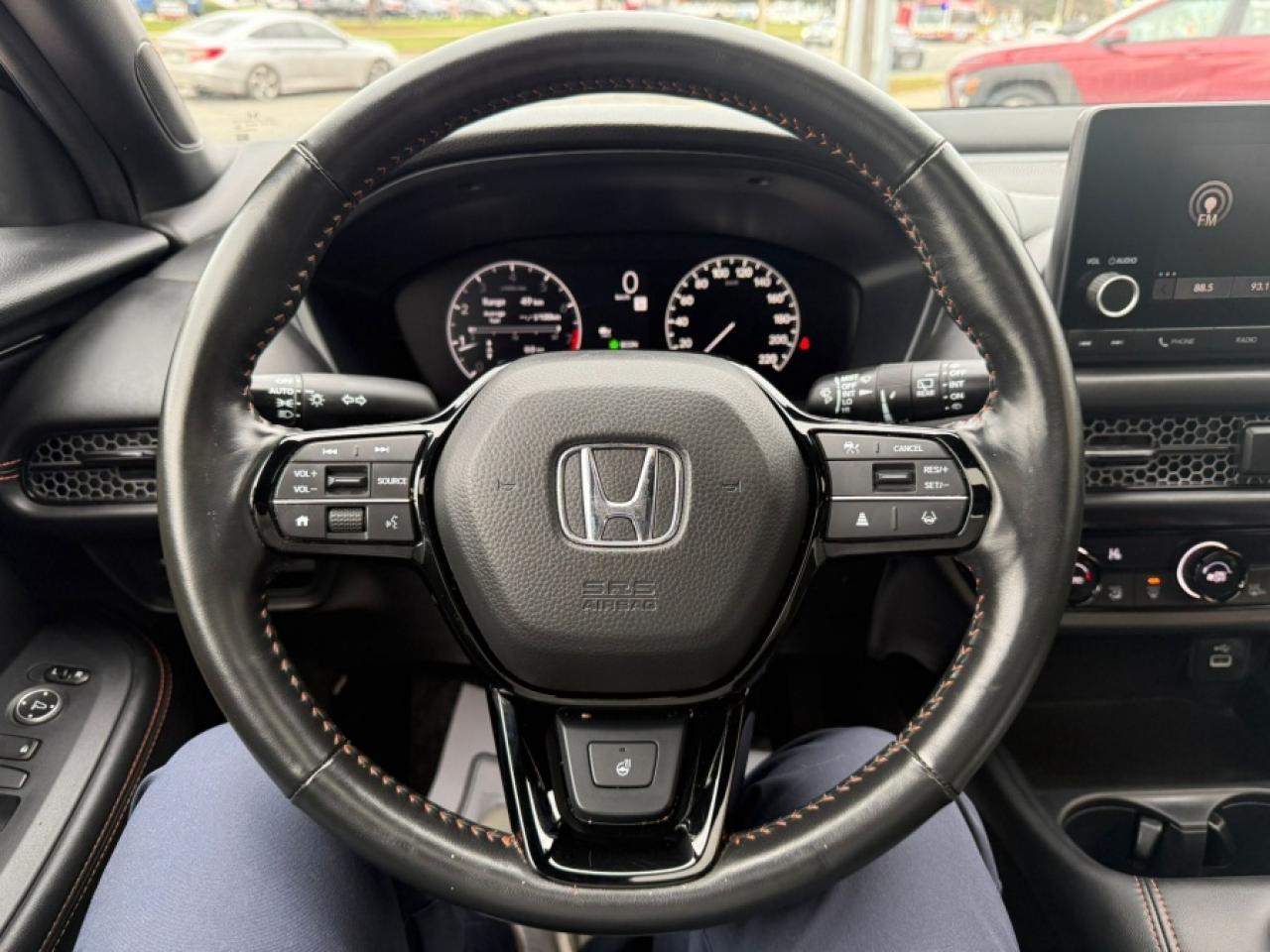 2023 Honda HR-V SPORT/ AWD/ LOW MILEAGE/ SUNROOF/ REAR CAMERA - Photo #13