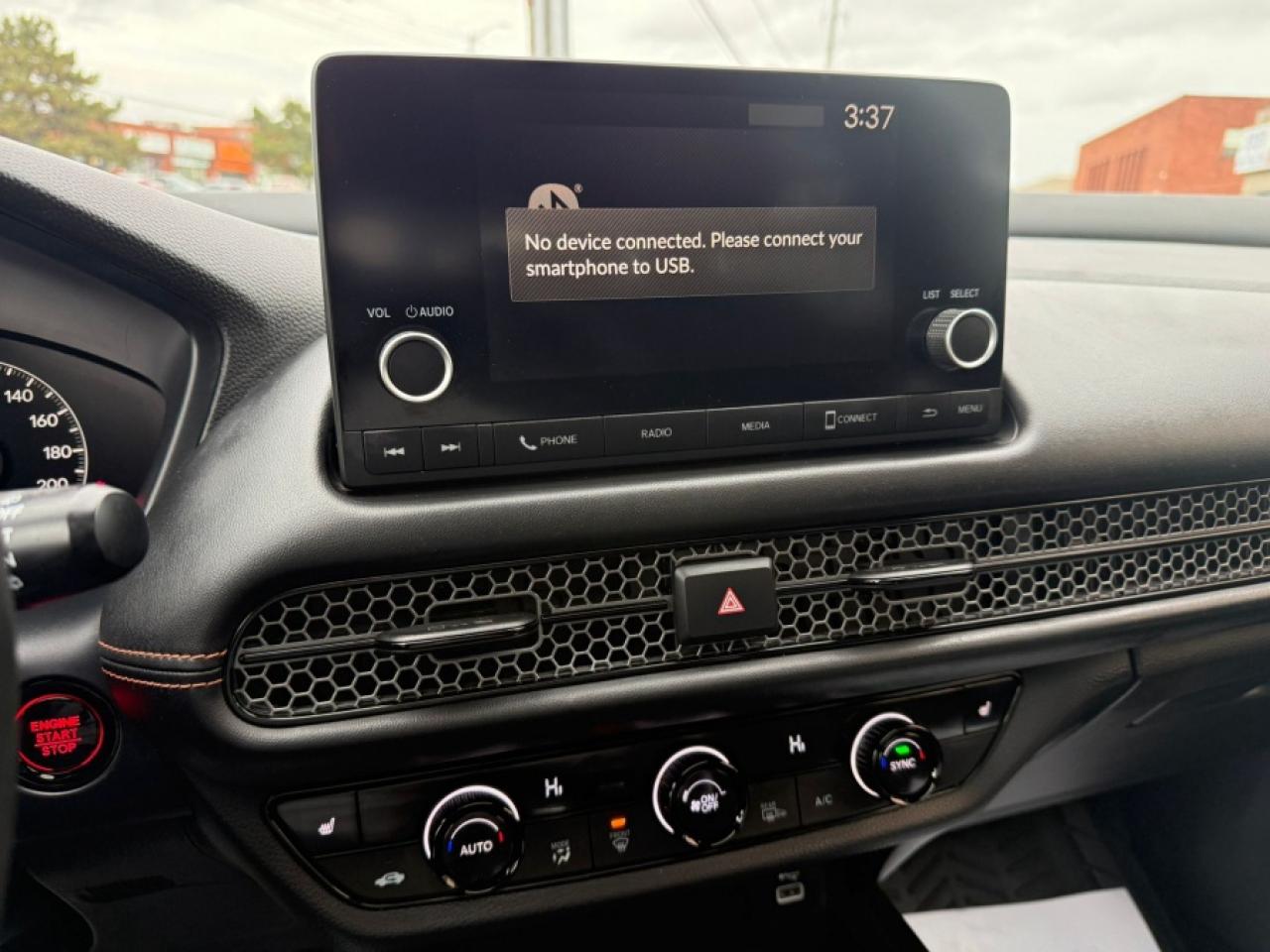 2023 Honda HR-V SPORT/ AWD/ LOW MILEAGE/ SUNROOF/ REAR CAMERA - Photo #17