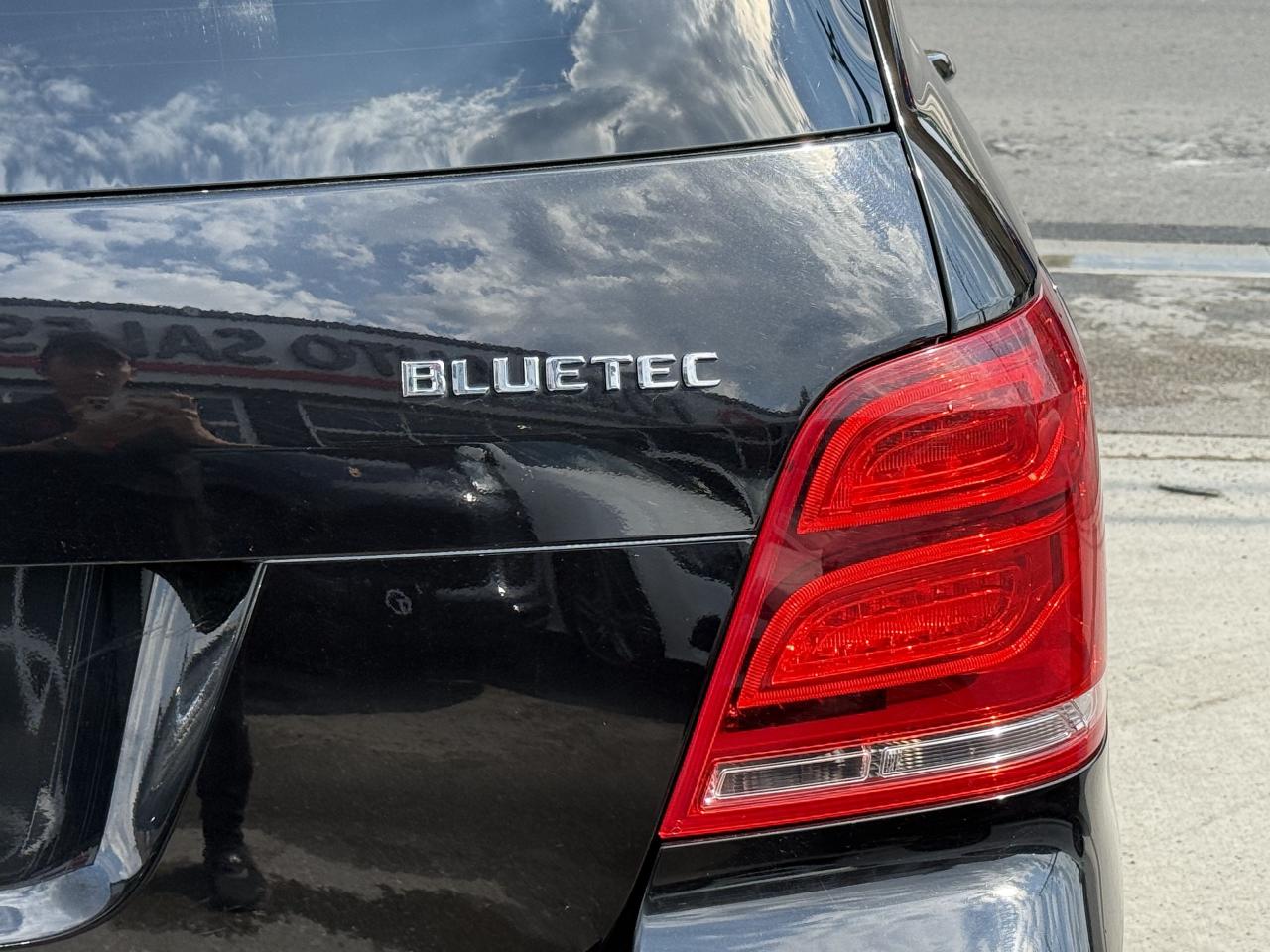 2015 Mercedes-Benz GLK-Class 250 //AMG SPORT | PANO | LOADED - Photo #11
