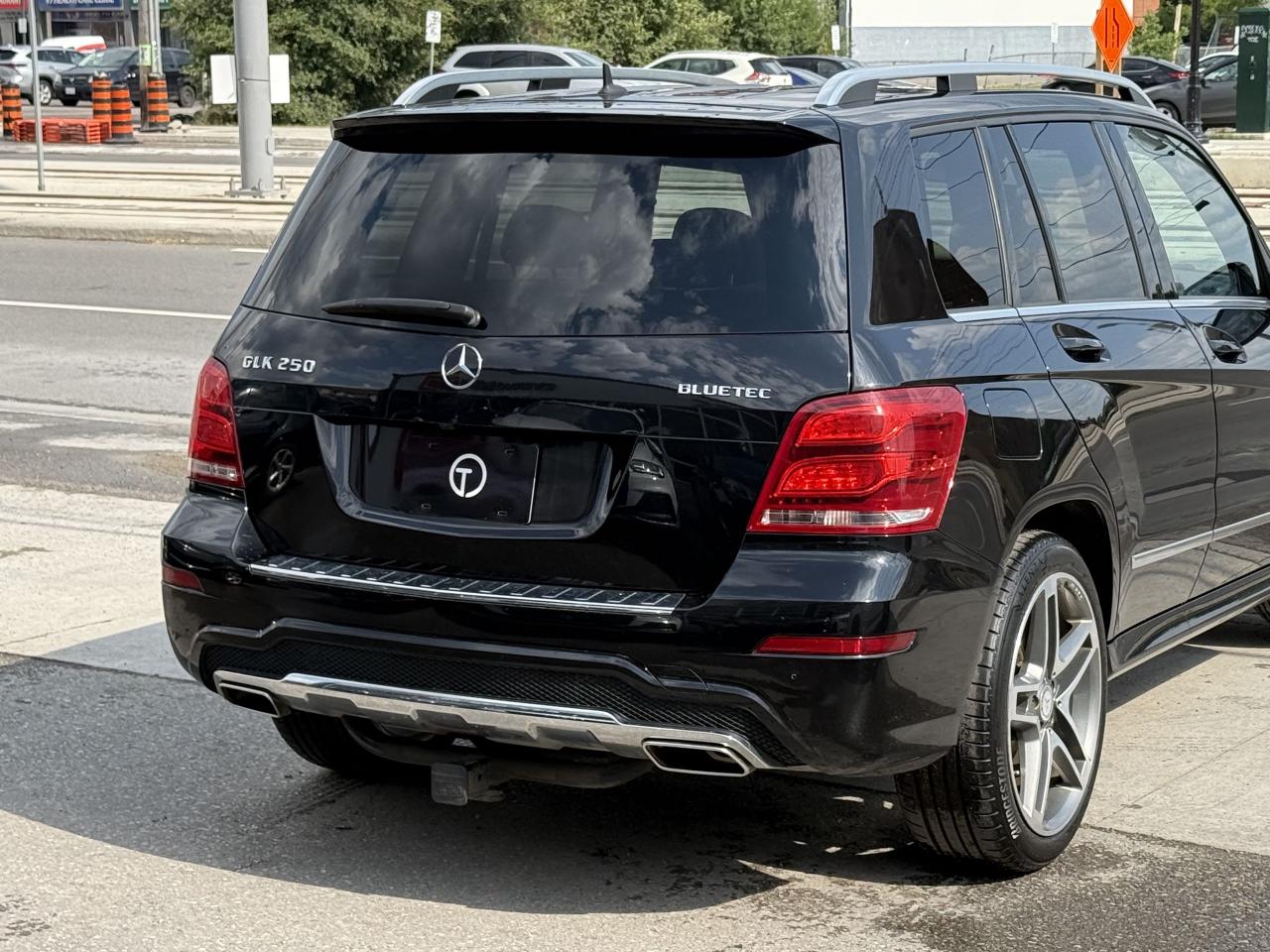 2015 Mercedes-Benz GLK-Class 250 //AMG SPORT | PANO | LOADED - Photo #10