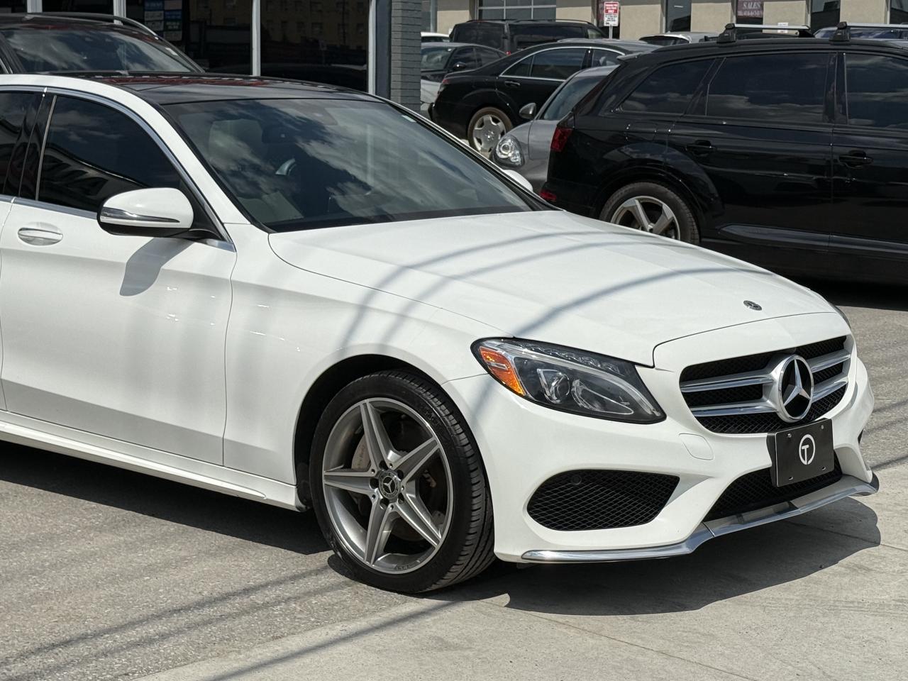 2018 Mercedes-Benz C-Class 300 //AMG SPORT | PANO | LOADED - Photo #9