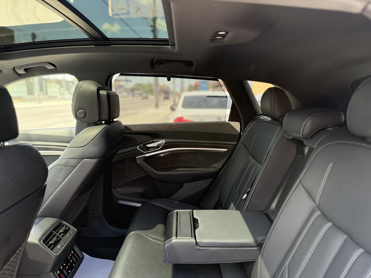 2019 Audi E-Tron TECHNIK | BANG OLUFSEN | HEAD UP DISPLAY | - Photo #38