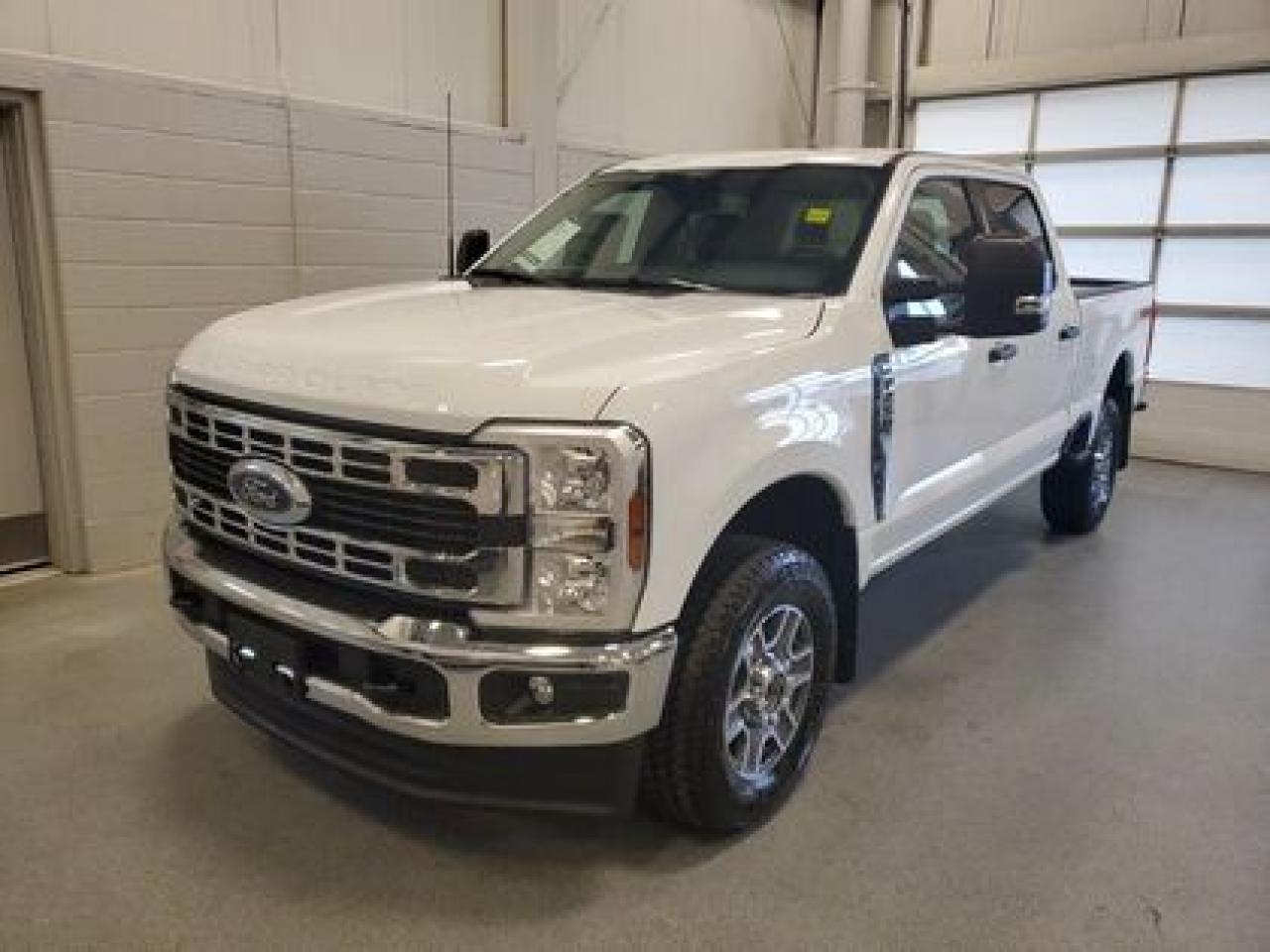 New 2025 Ford F-250 XLT for sale in Moose Jaw, SK