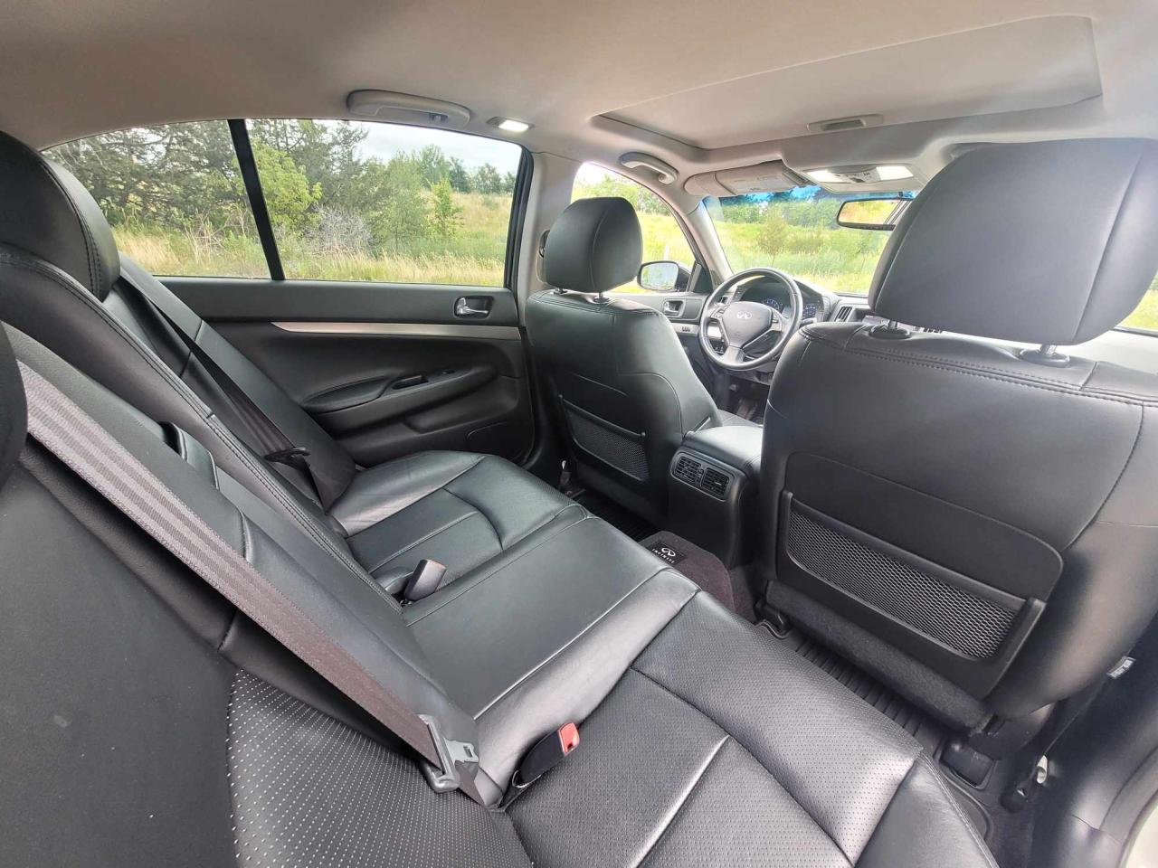 2012 Infiniti G37 X Photo9