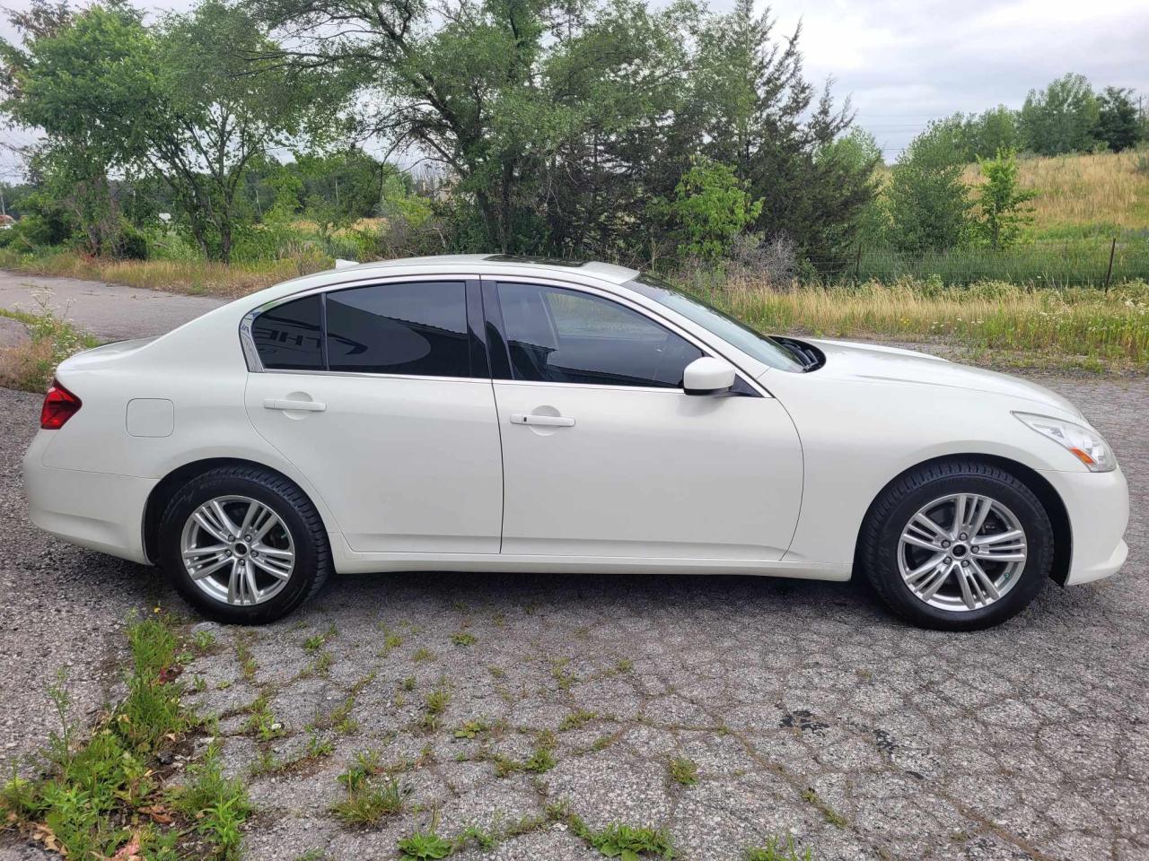 2012 Infiniti G37 X Photo2