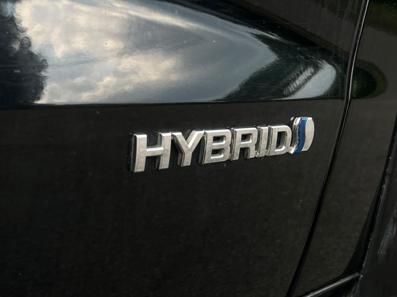 2021 Toyota Sienna LE 8-Passenger - Photo #9