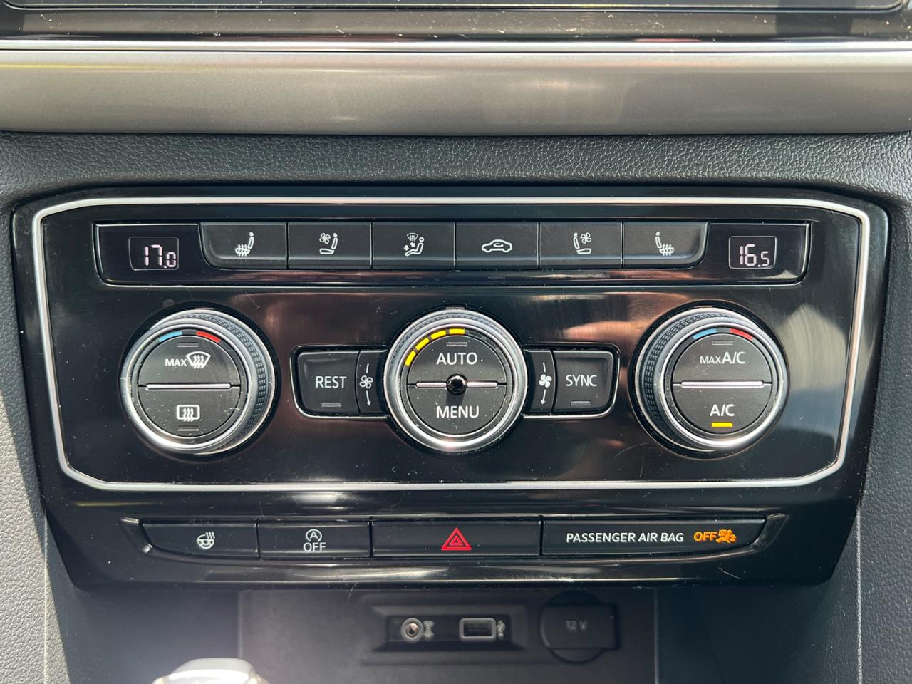 2019 Volkswagen Atlas EXECLINE - Photo #23