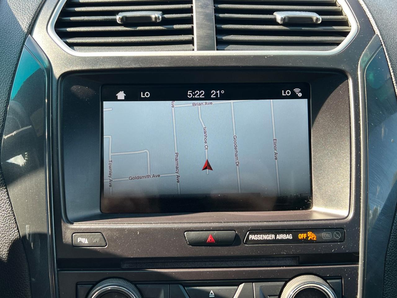2018 Ford Explorer XLT 4WD - Photo #21