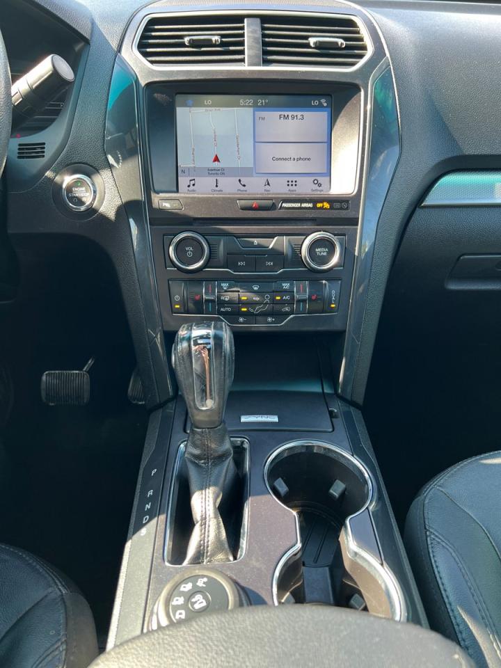 2018 Ford Explorer XLT 4WD - Photo #23