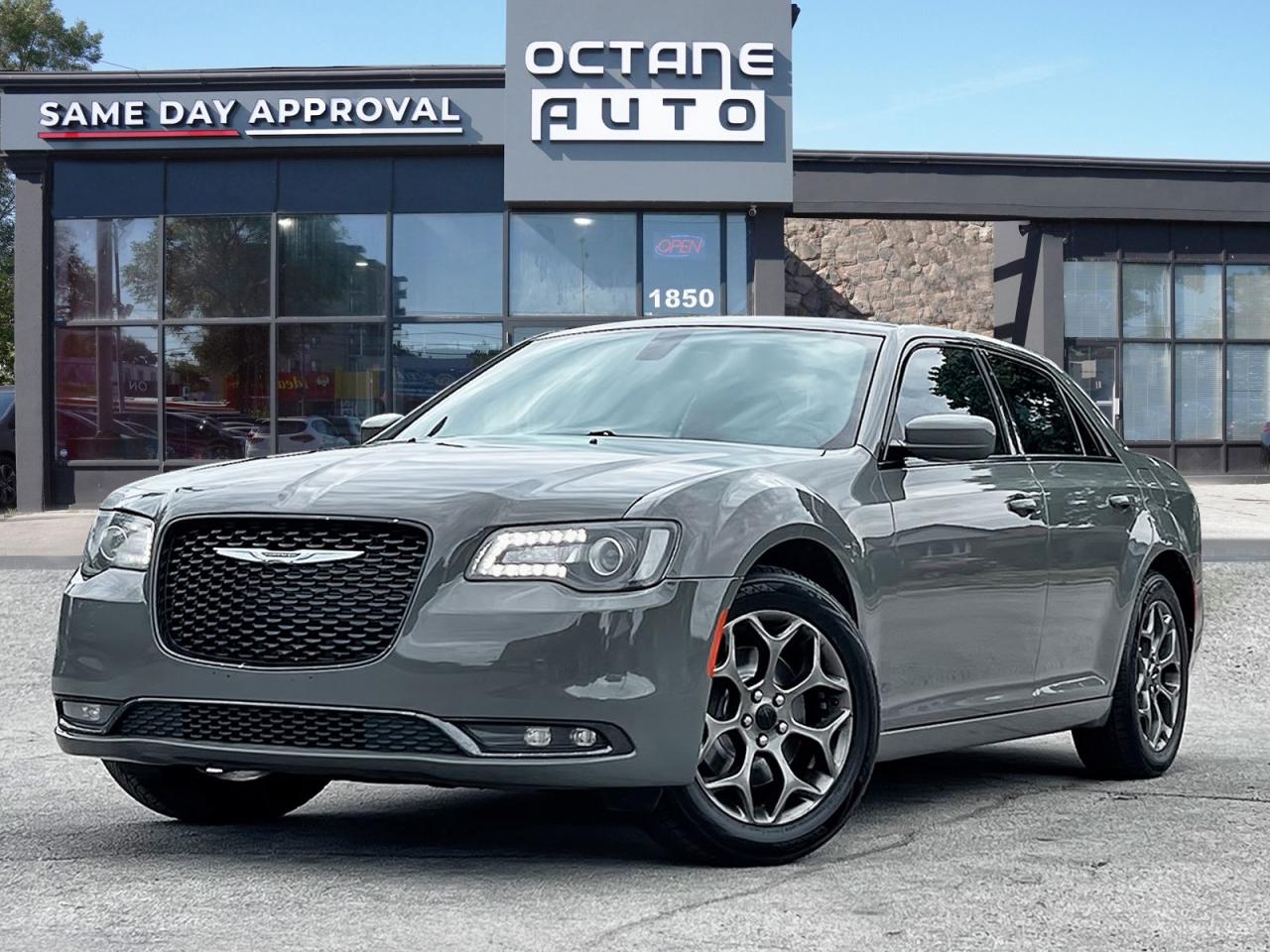 Used 2016 Chrysler 300 S V6 AWD for sale in Scarborough, ON