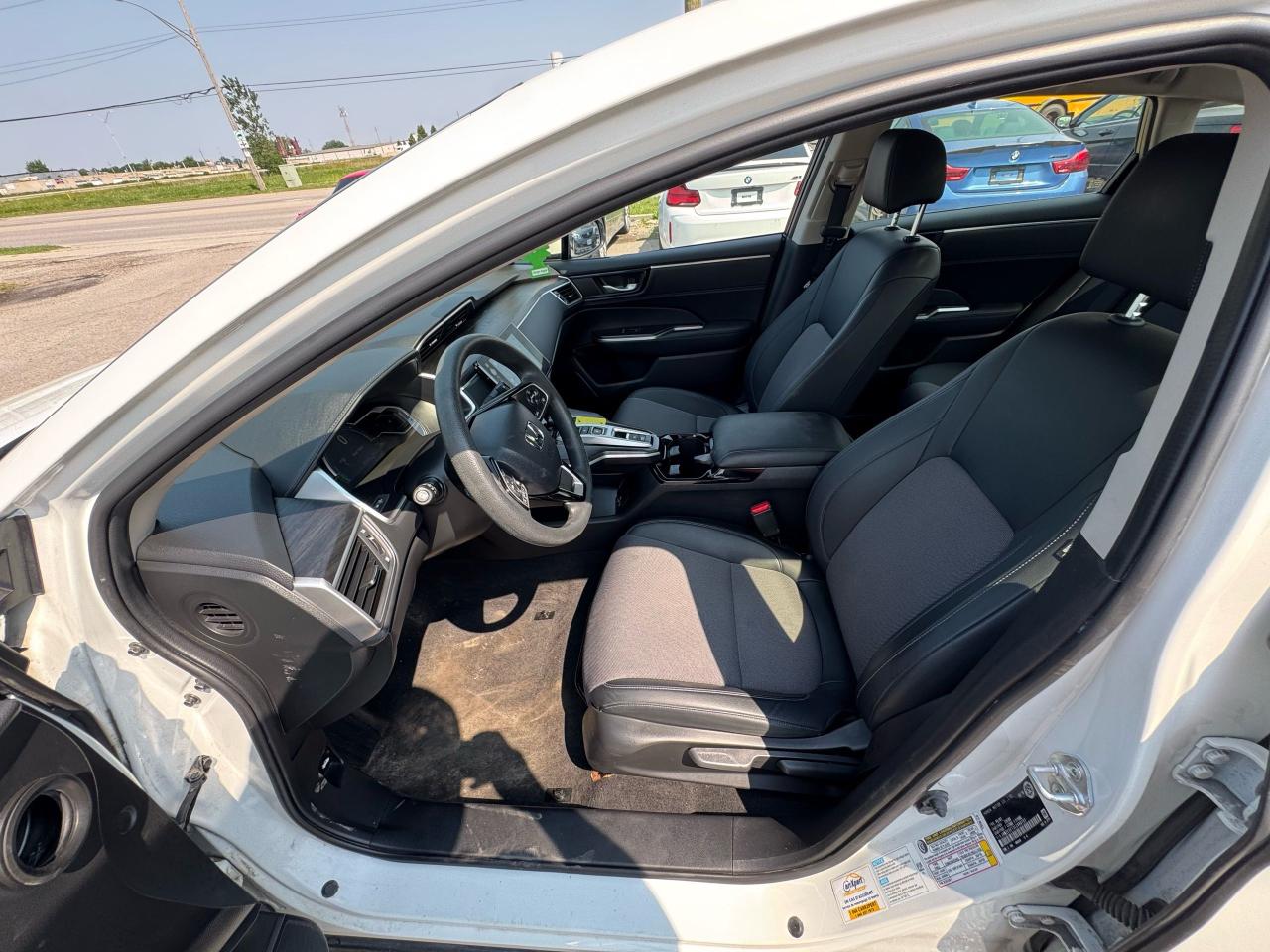 2020 Honda Clarity PLUGIN HYBRID, ONLY 109KMS, GREAT ON FUEL, CERT - Photo #11