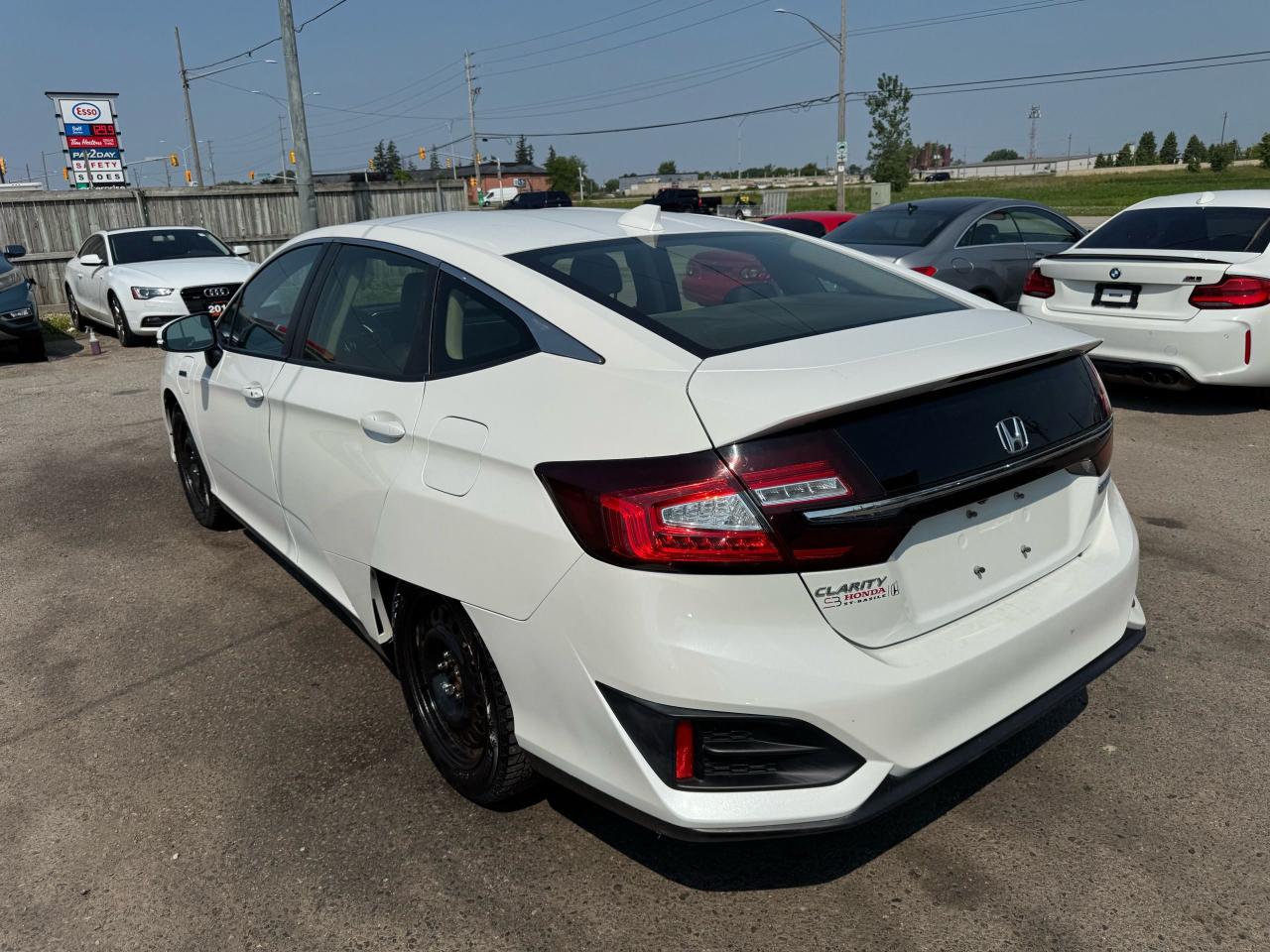 2020 Honda Clarity PLUGIN HYBRID, ONLY 109KMS, GREAT ON FUEL, CERT - Photo #3