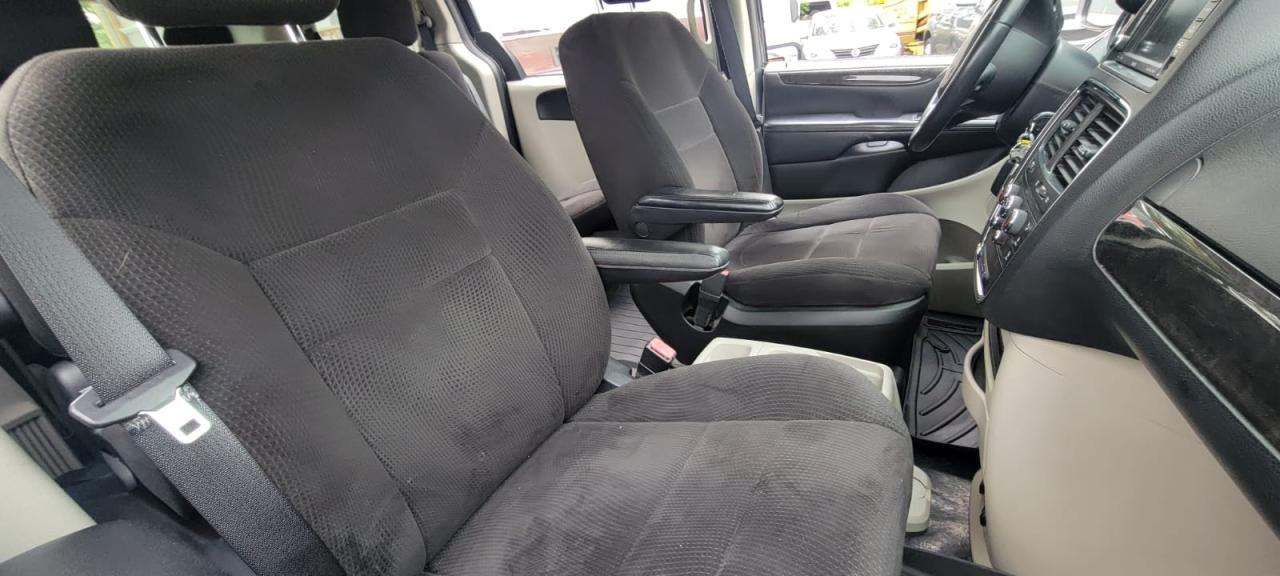 2013 Dodge Grand Caravan SXT - Photo #6