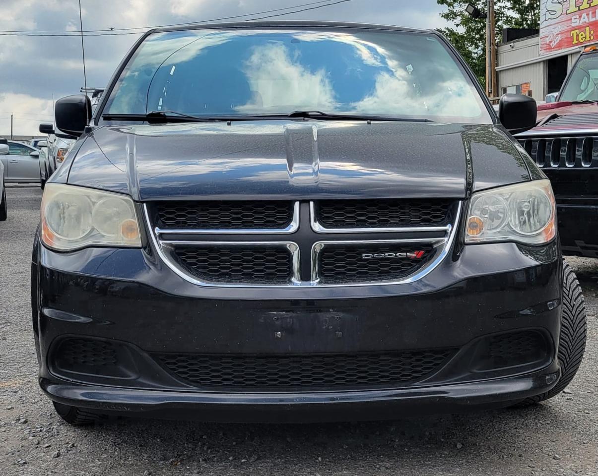 2013 Dodge Grand Caravan SXT - Photo #2