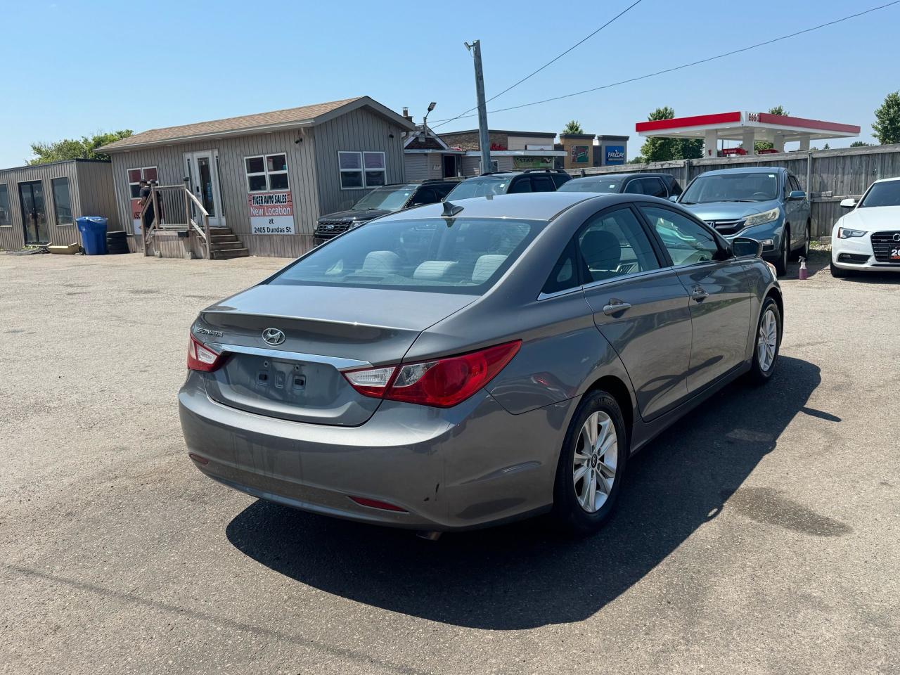 2013 Hyundai Sonata  - Photo #4