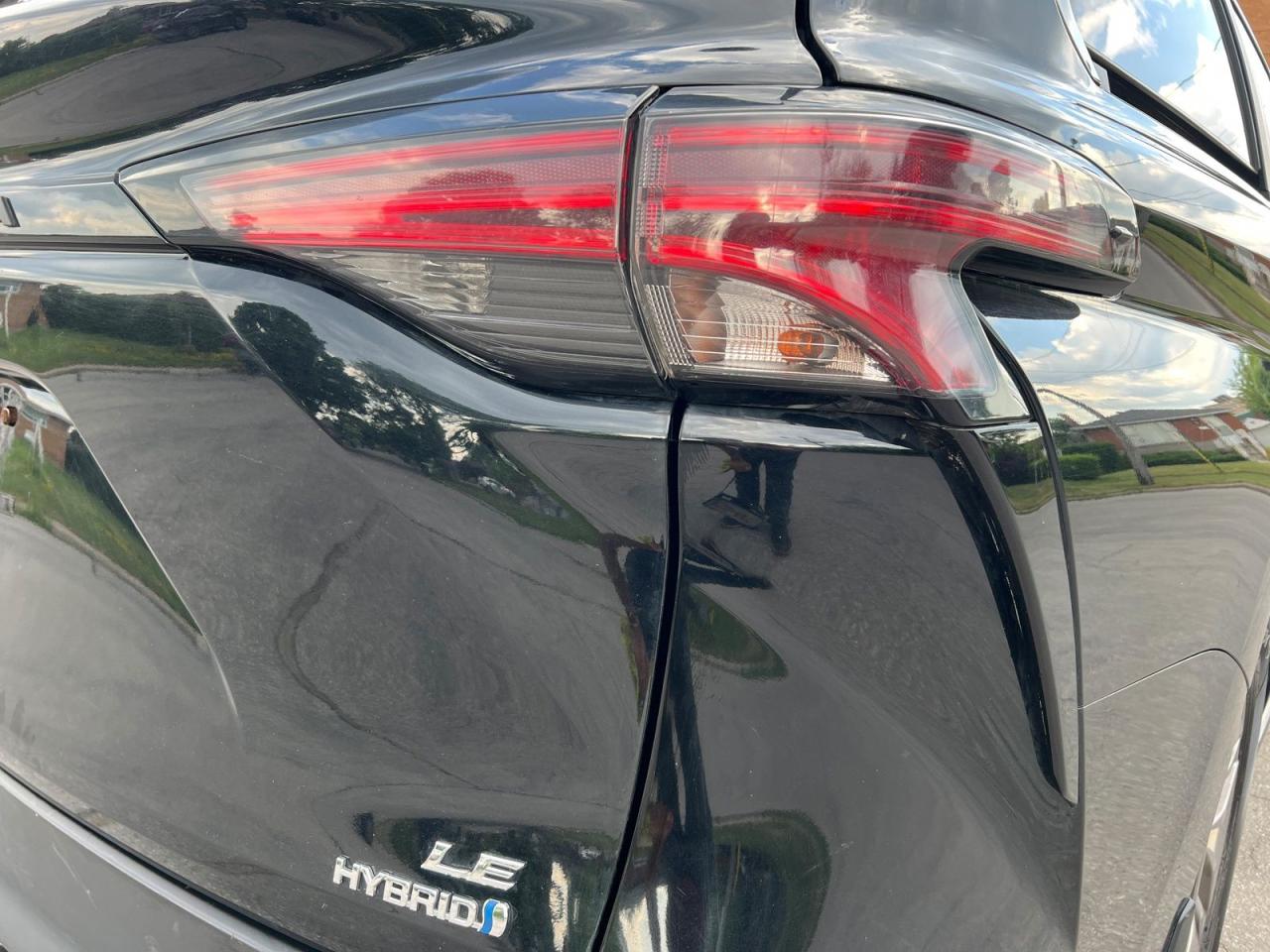 2021 Toyota Sienna LE 8-Passenger - Photo #7