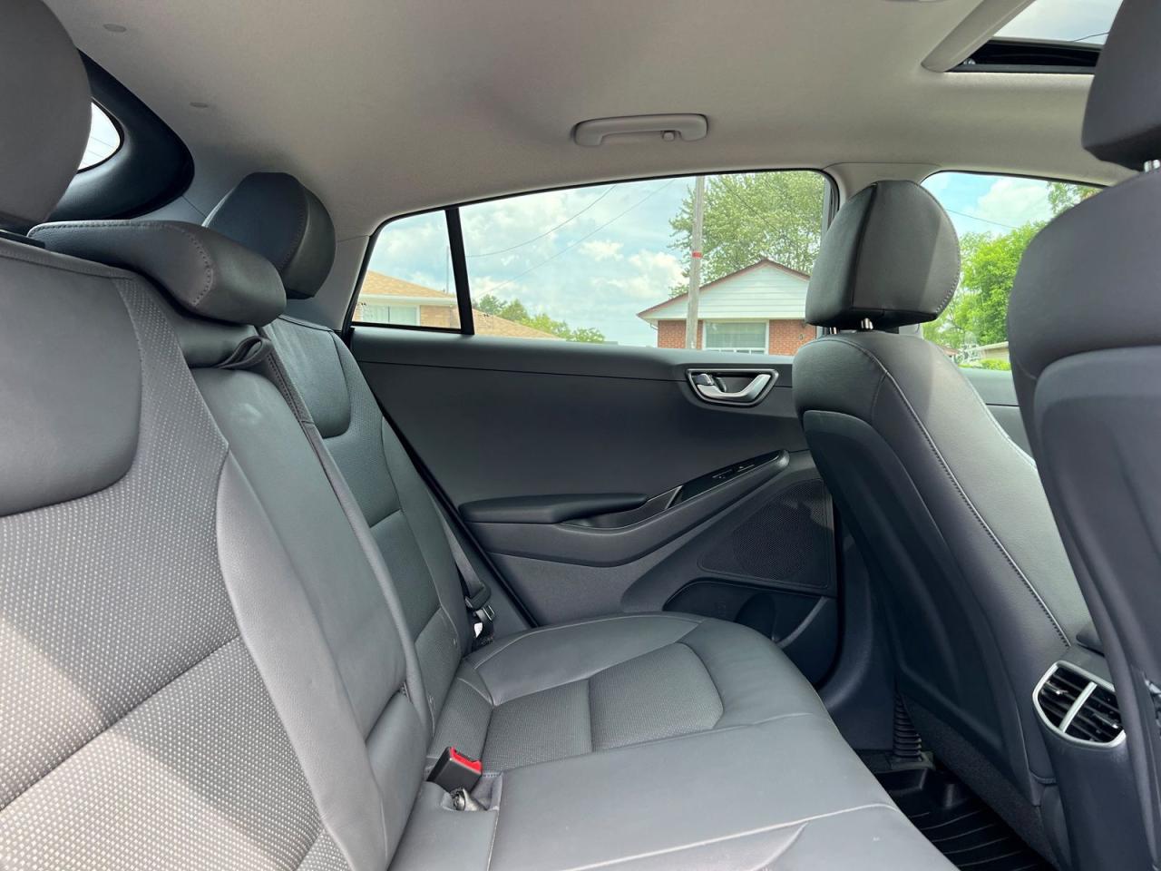 2020 Hyundai IONIQ ELECTRIC ULTIMATE - Photo #14
