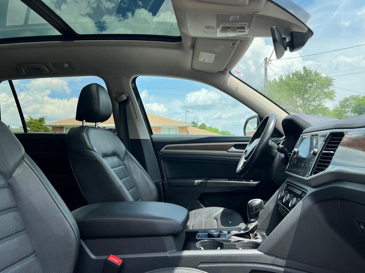 2019 Volkswagen Atlas EXECLINE - Photo #11
