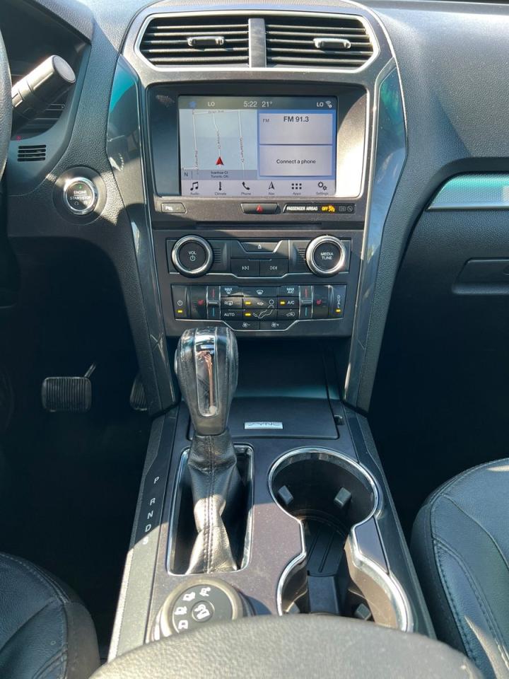 2018 Ford Explorer XLT 4WD - Photo #23