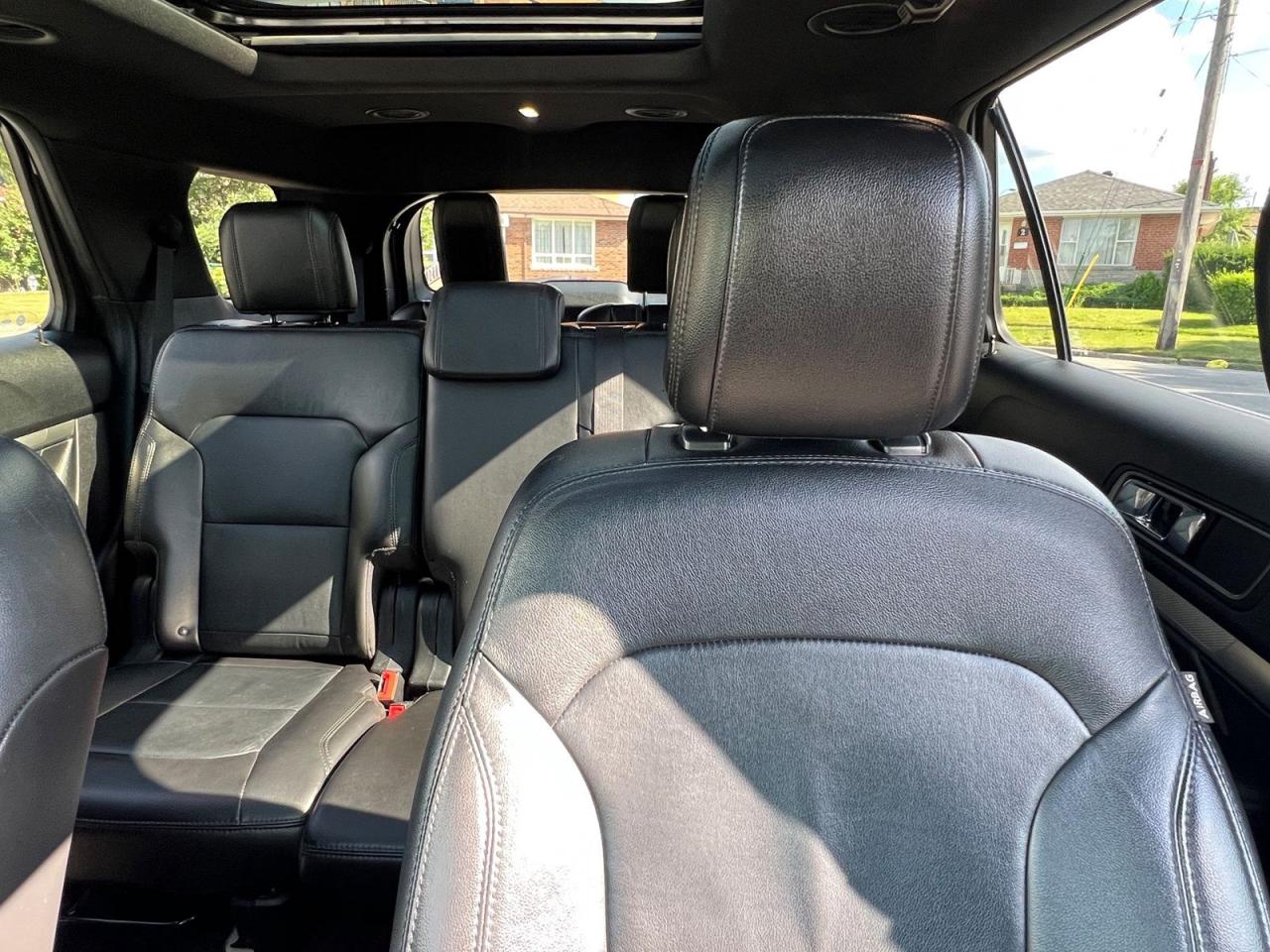 2018 Ford Explorer XLT 4WD - Photo #28